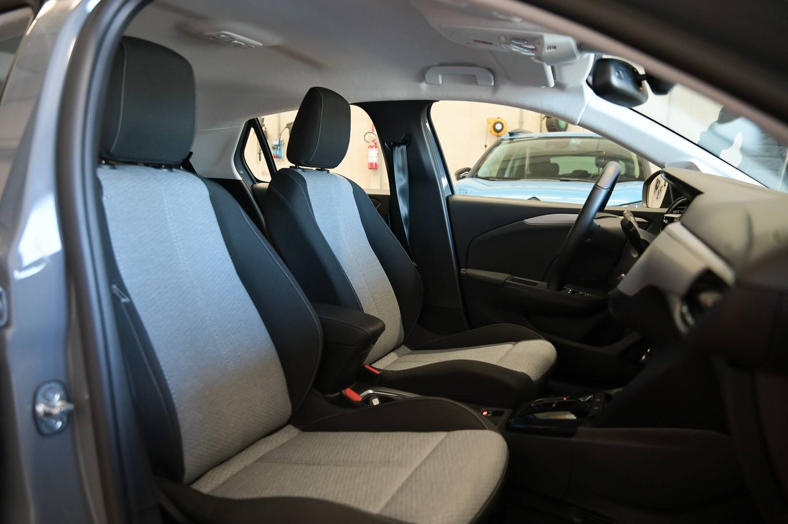 OPEL Corsa - Foto 26