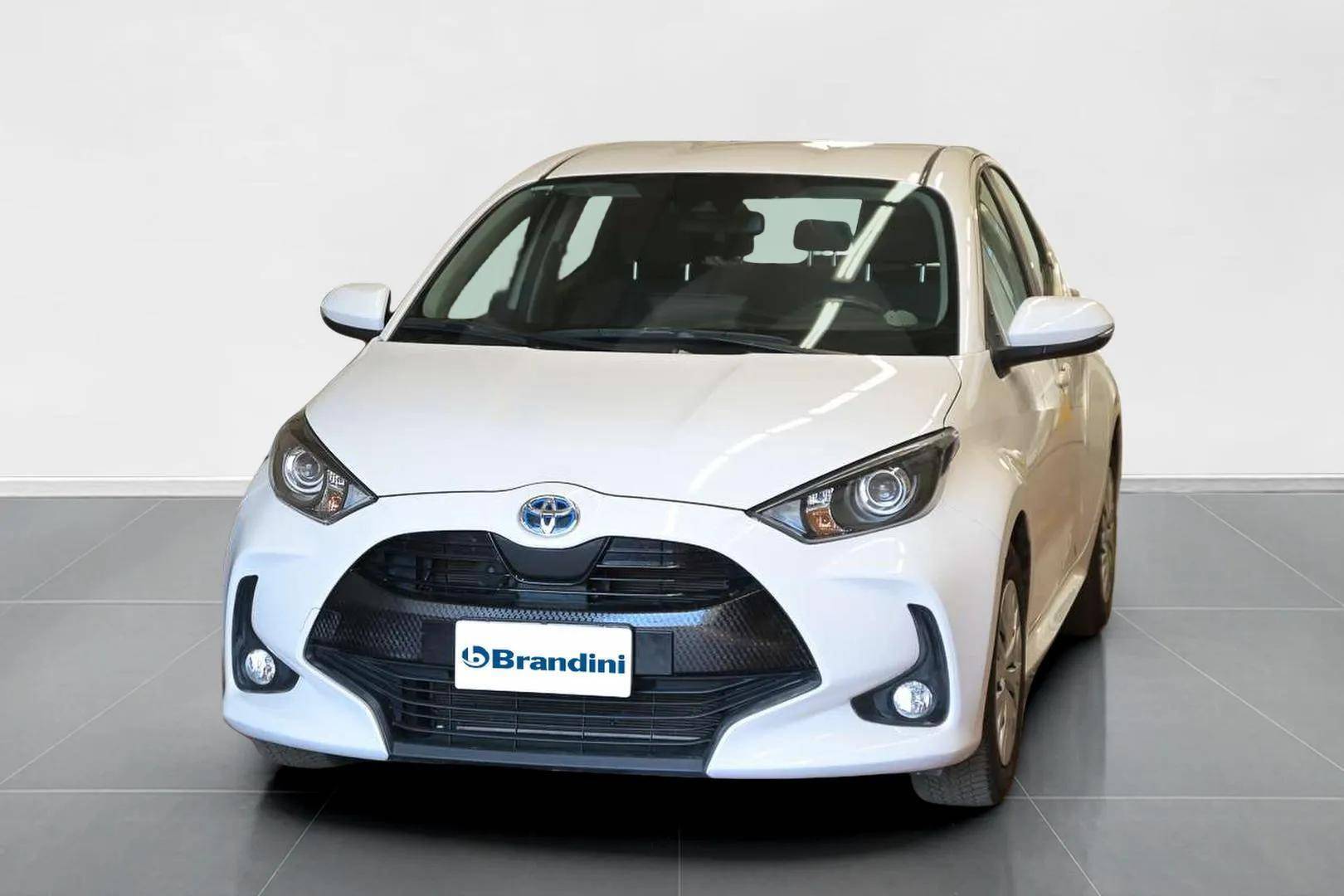 TOYOTA Yaris - Foto 1