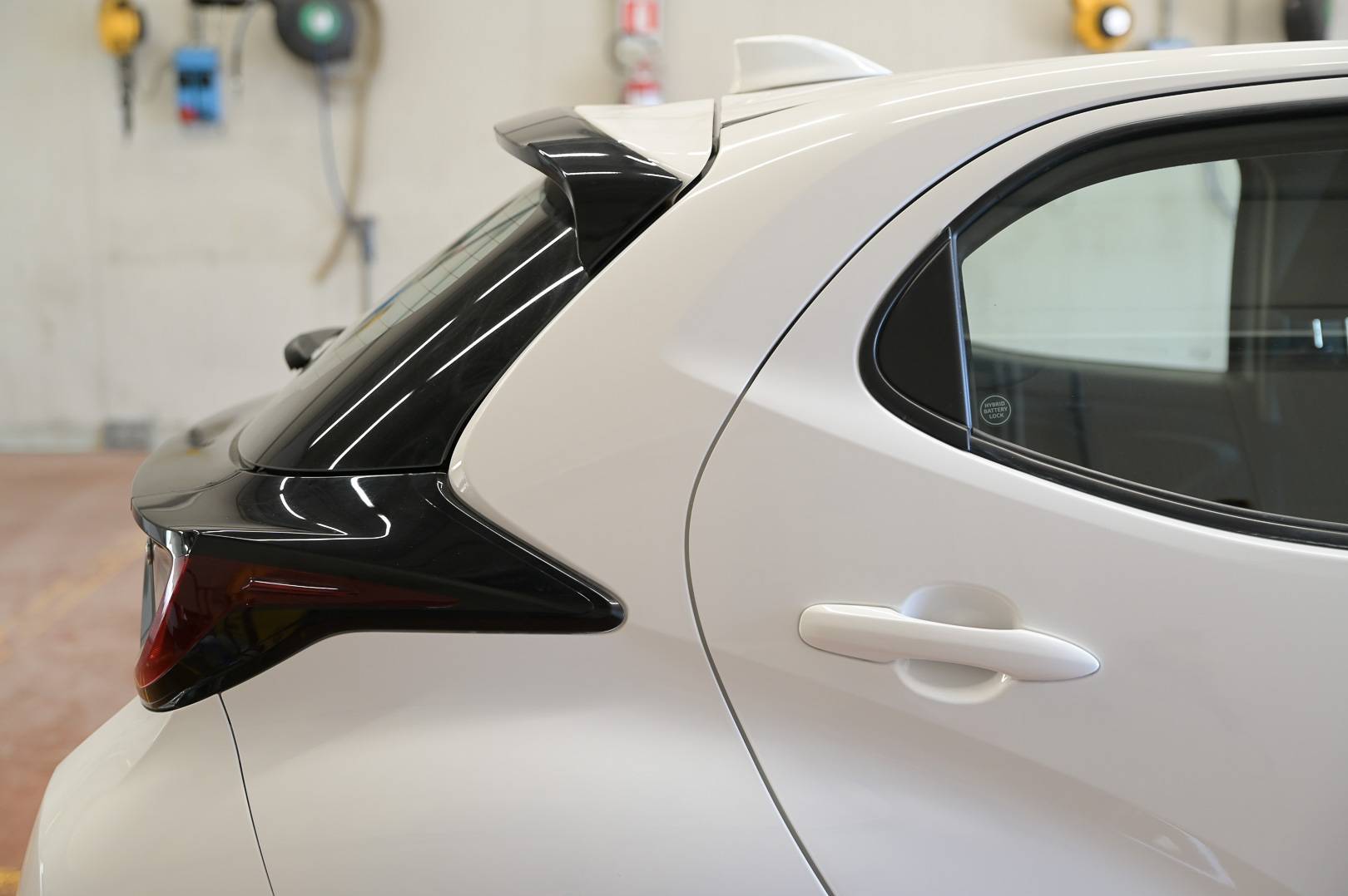TOYOTA Yaris - Foto 7