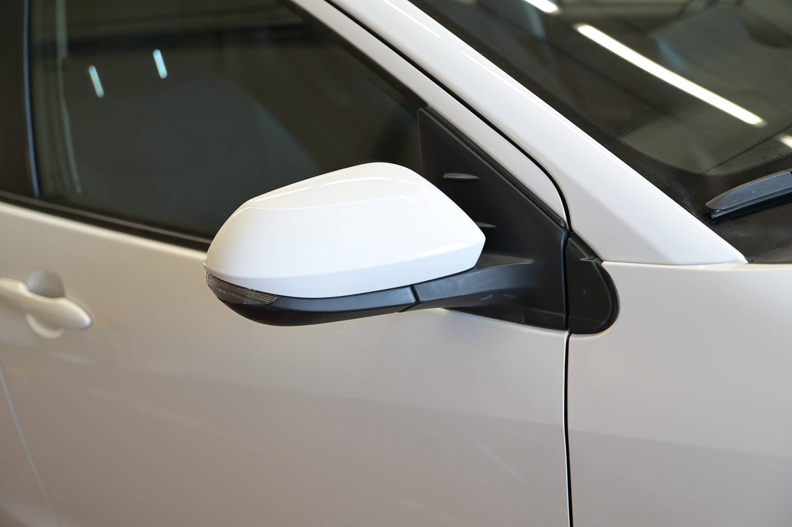 TOYOTA Yaris - Foto 8