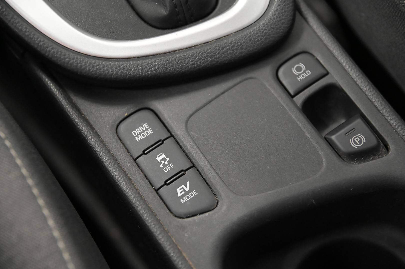 TOYOTA Yaris - Foto 15