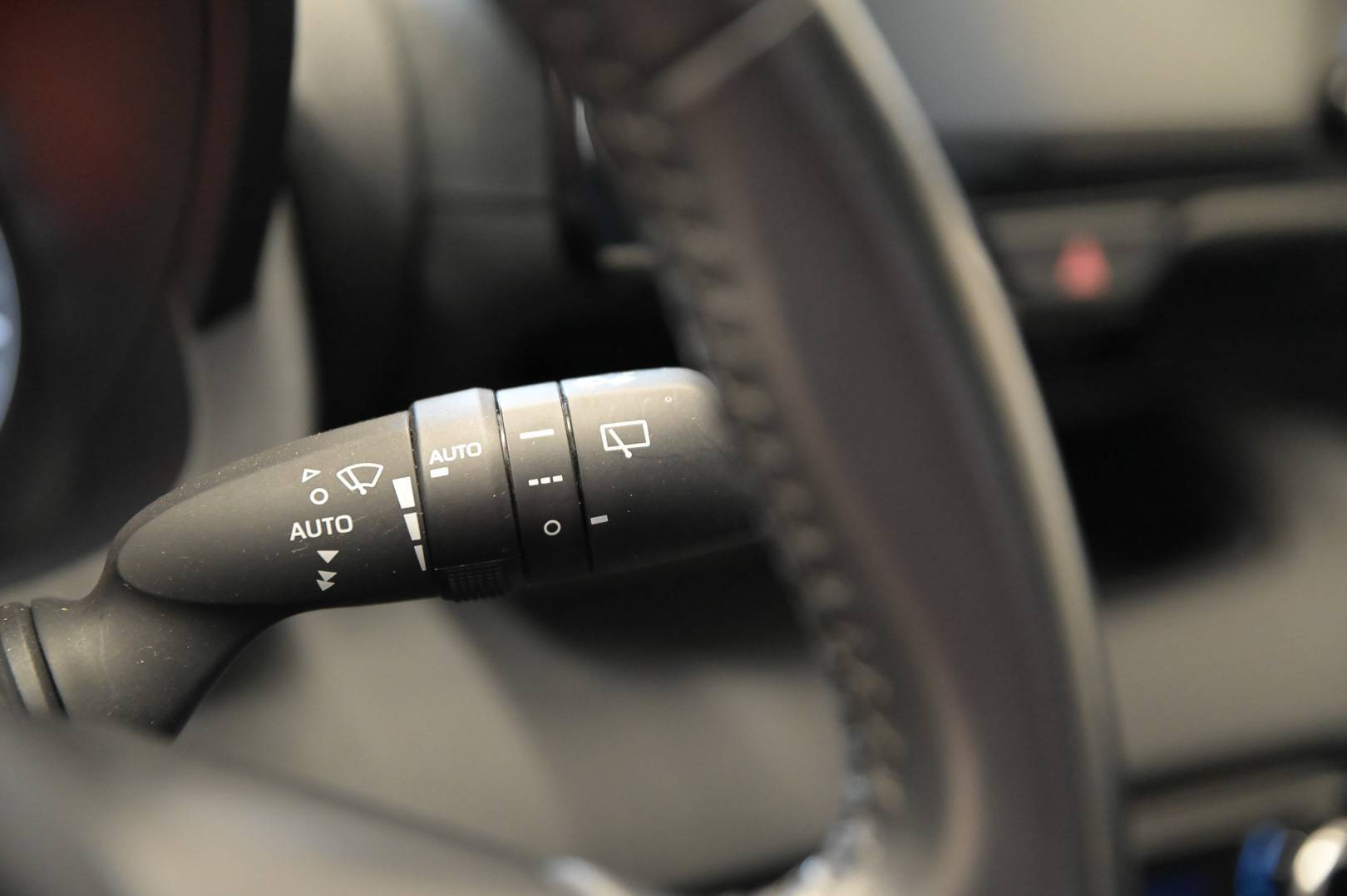 TOYOTA Yaris - Foto 19