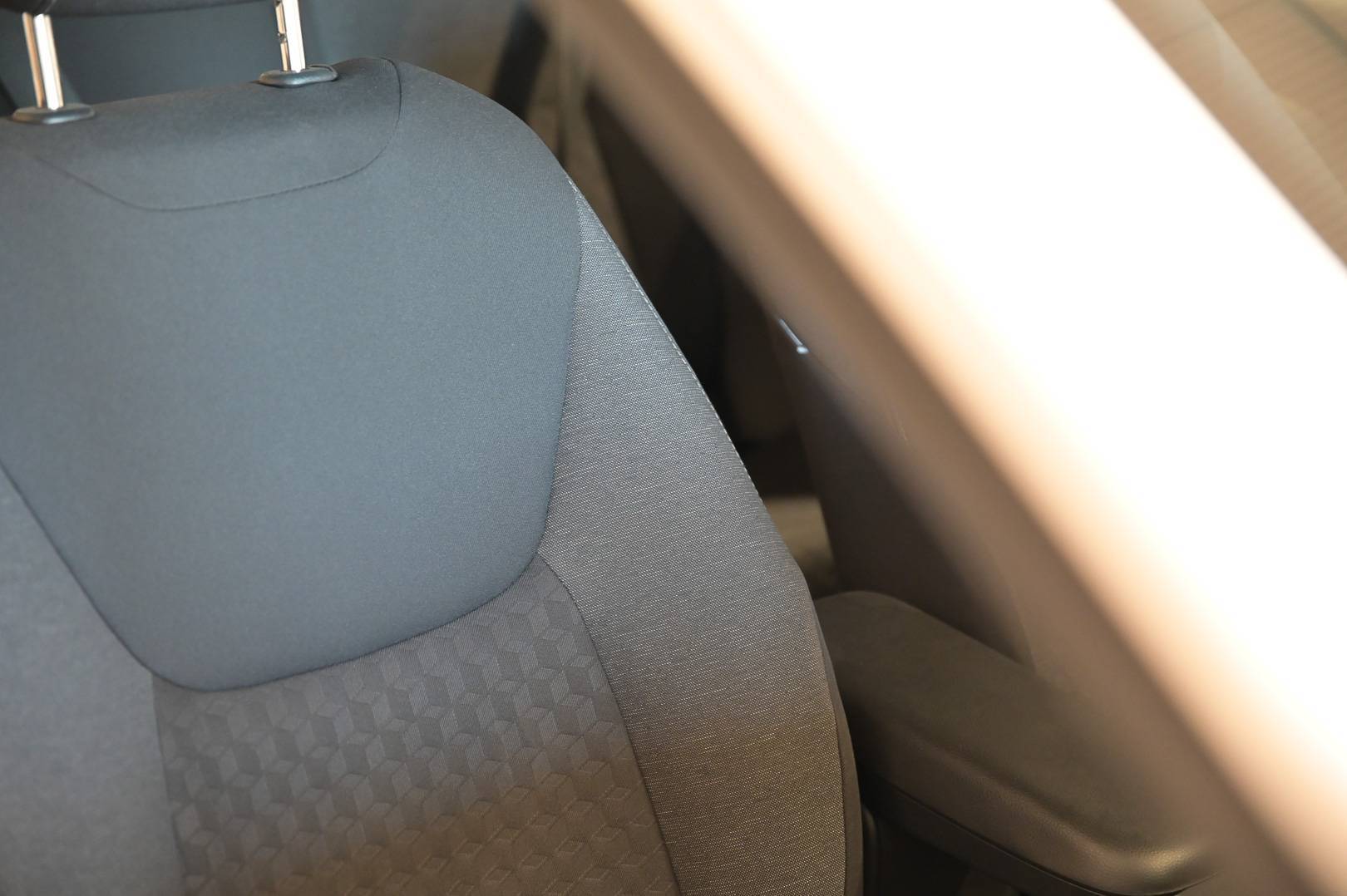 TOYOTA Yaris - Foto 24