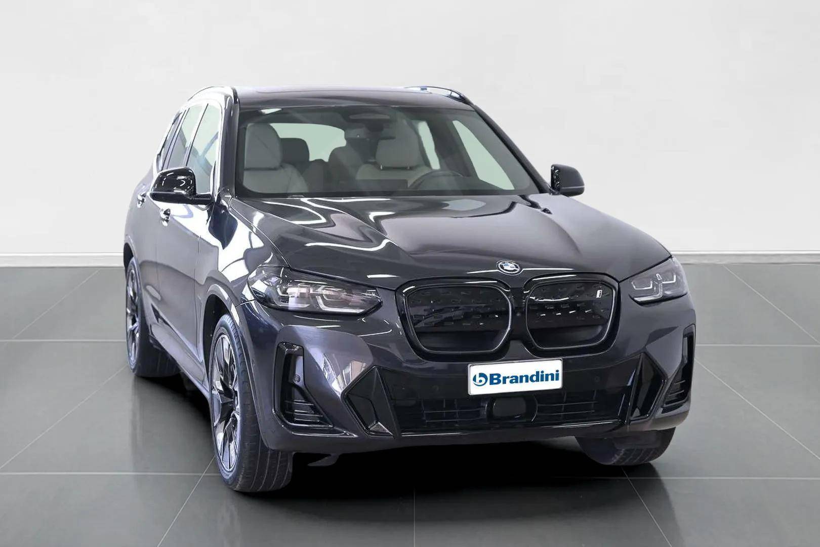 BMW iX3 - Foto 3