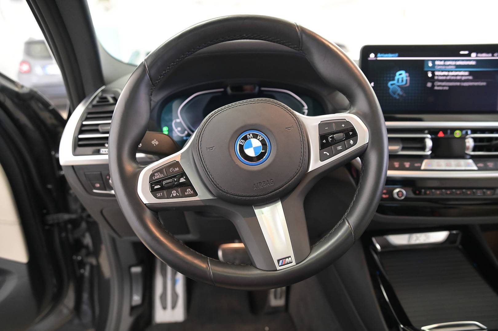 BMW iX3 - Foto 20
