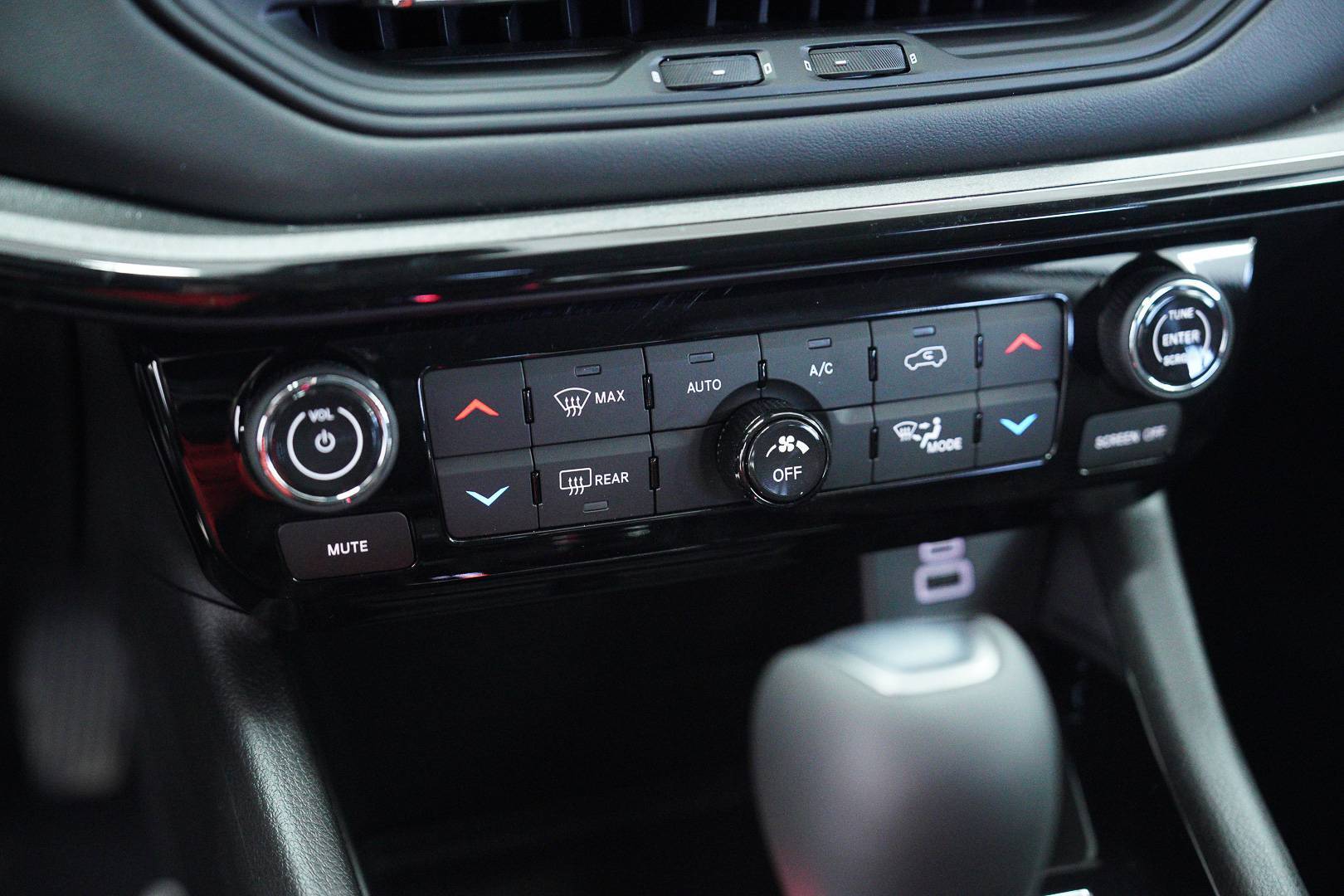 JEEP Compass - Foto 17
