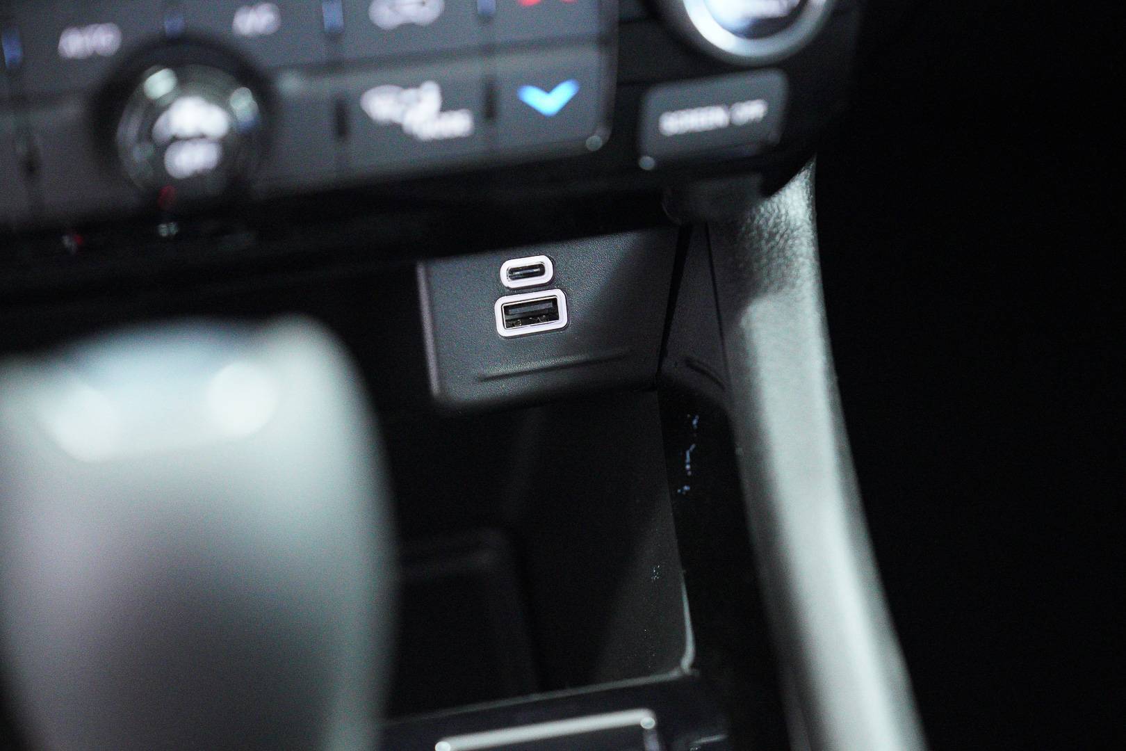JEEP Compass - Foto 18