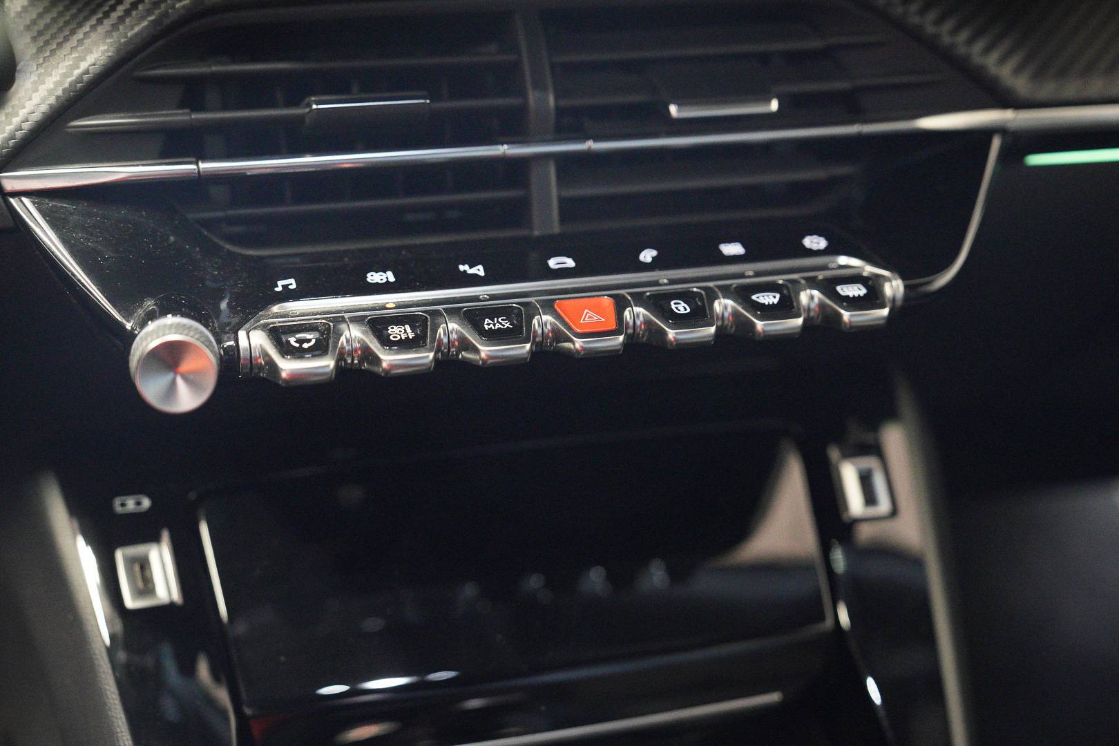 PEUGEOT 2008 - Foto 17
