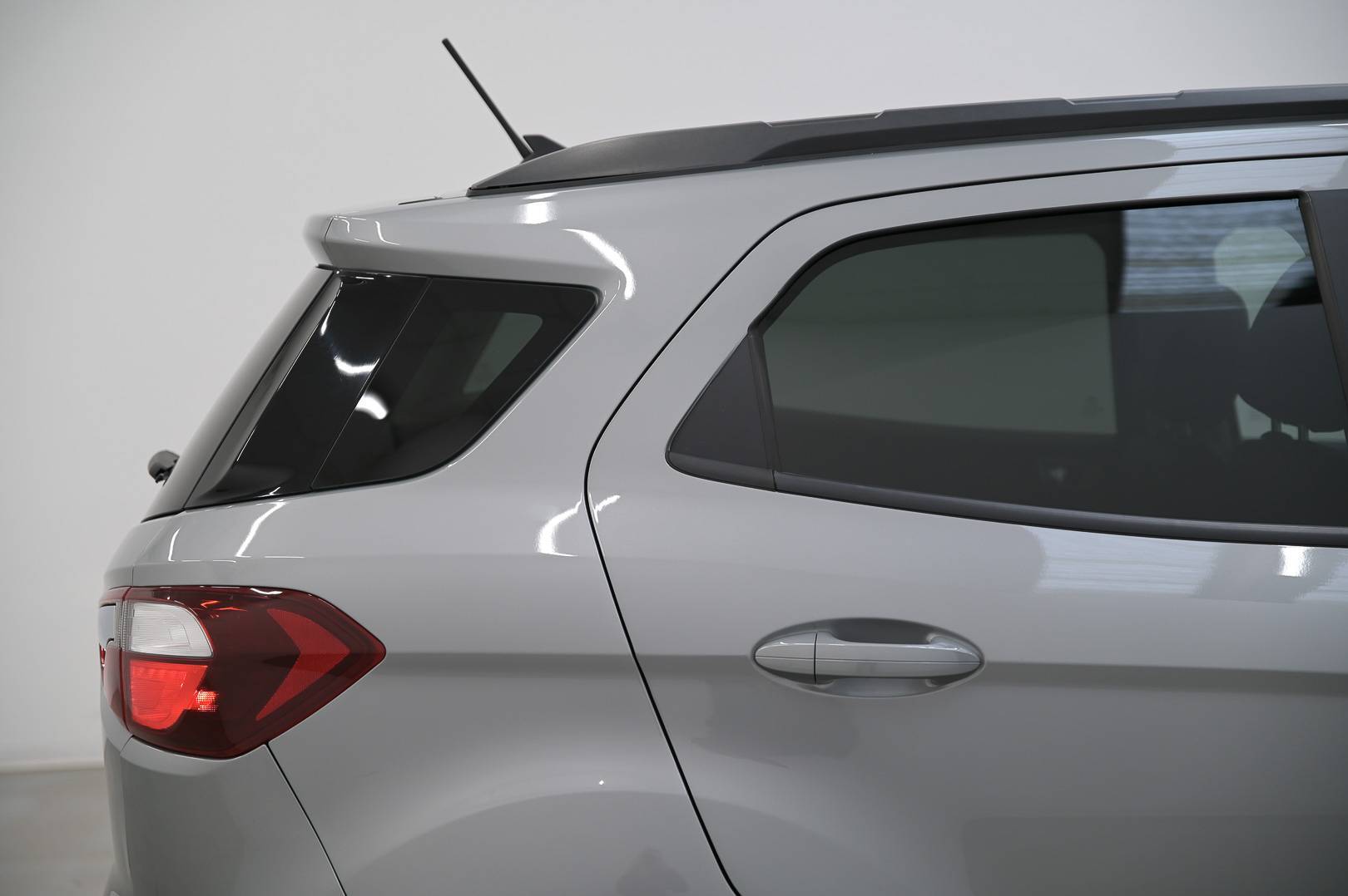 FORD EcoSport - Foto 9