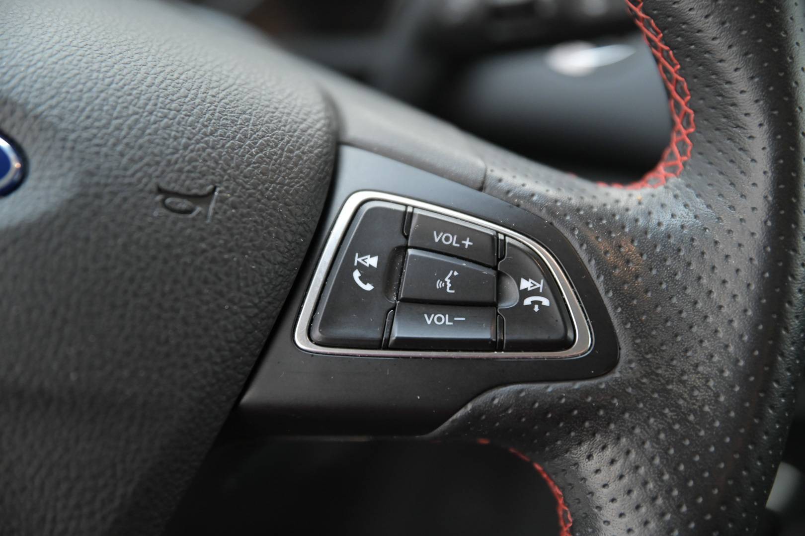 FORD EcoSport - Foto 19