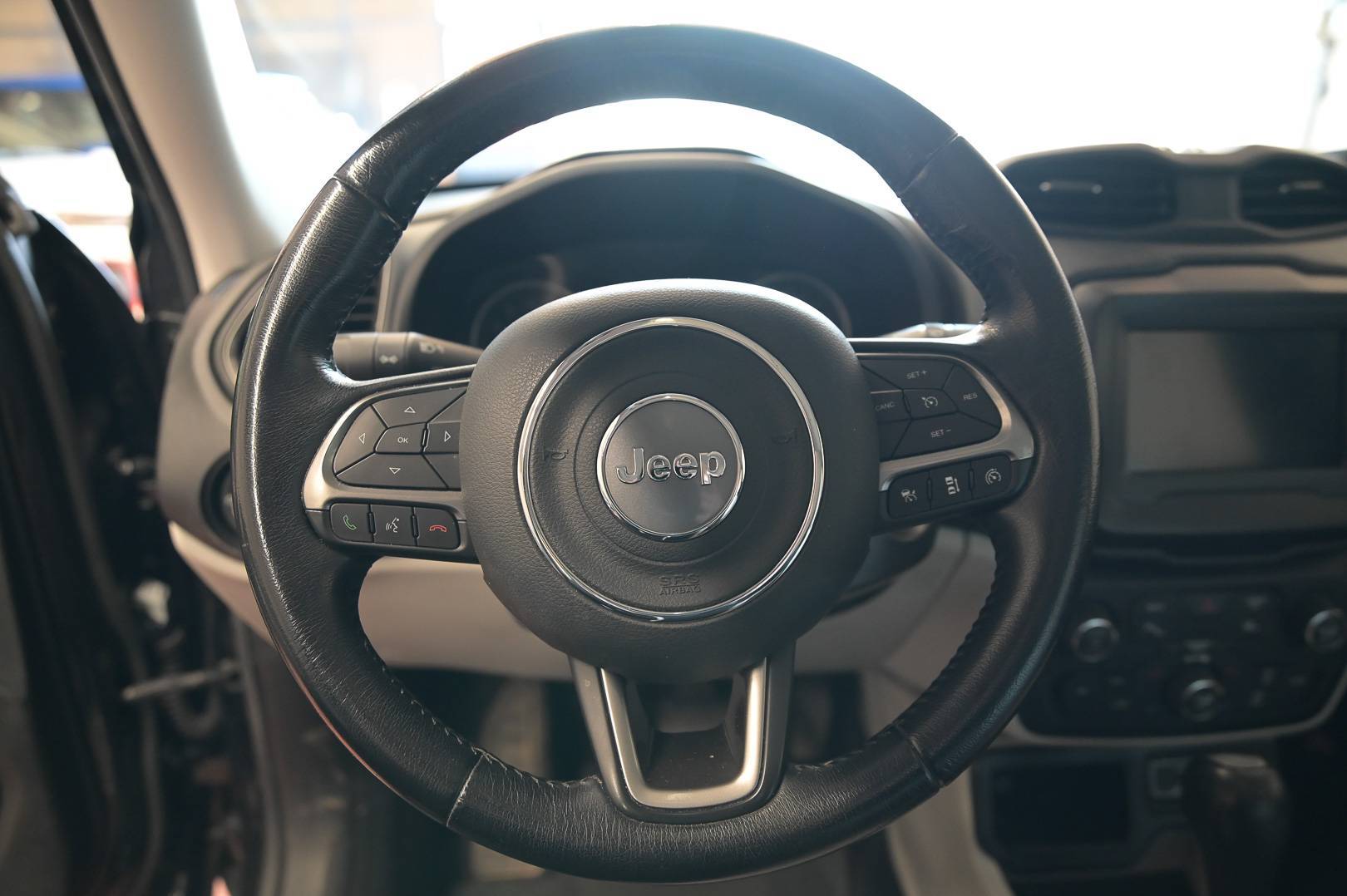 JEEP Renegade - Foto 14