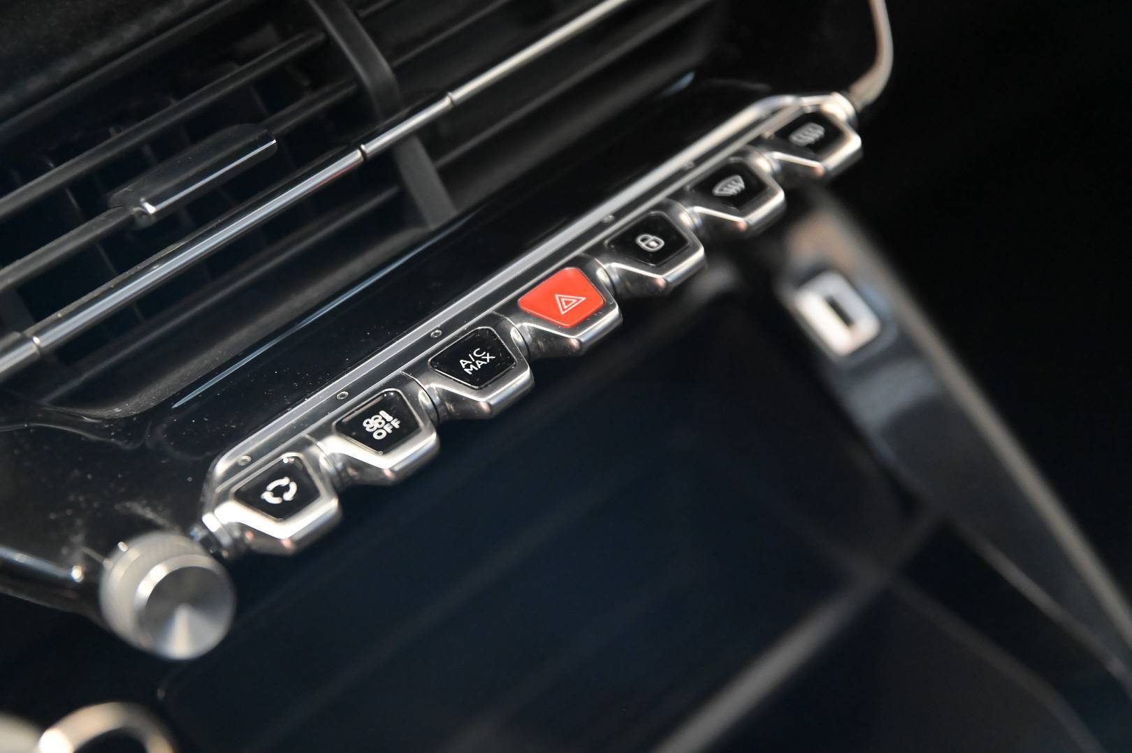 PEUGEOT 2008 - Foto 15