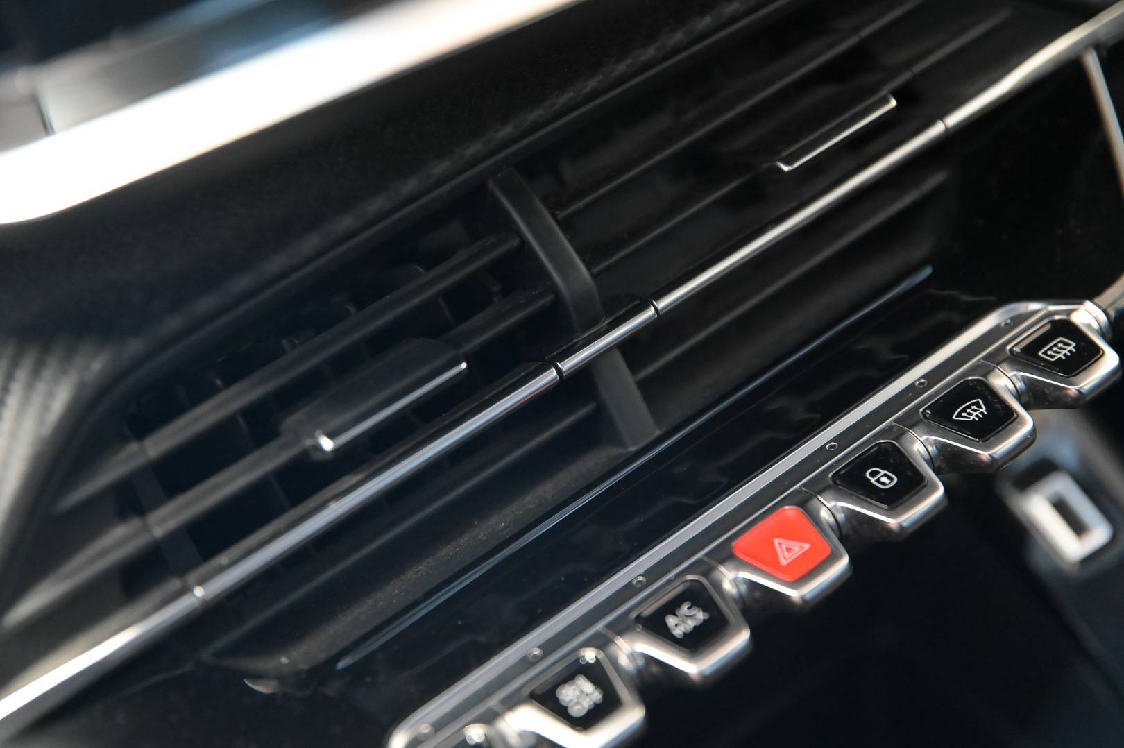 PEUGEOT 2008 - Foto 16