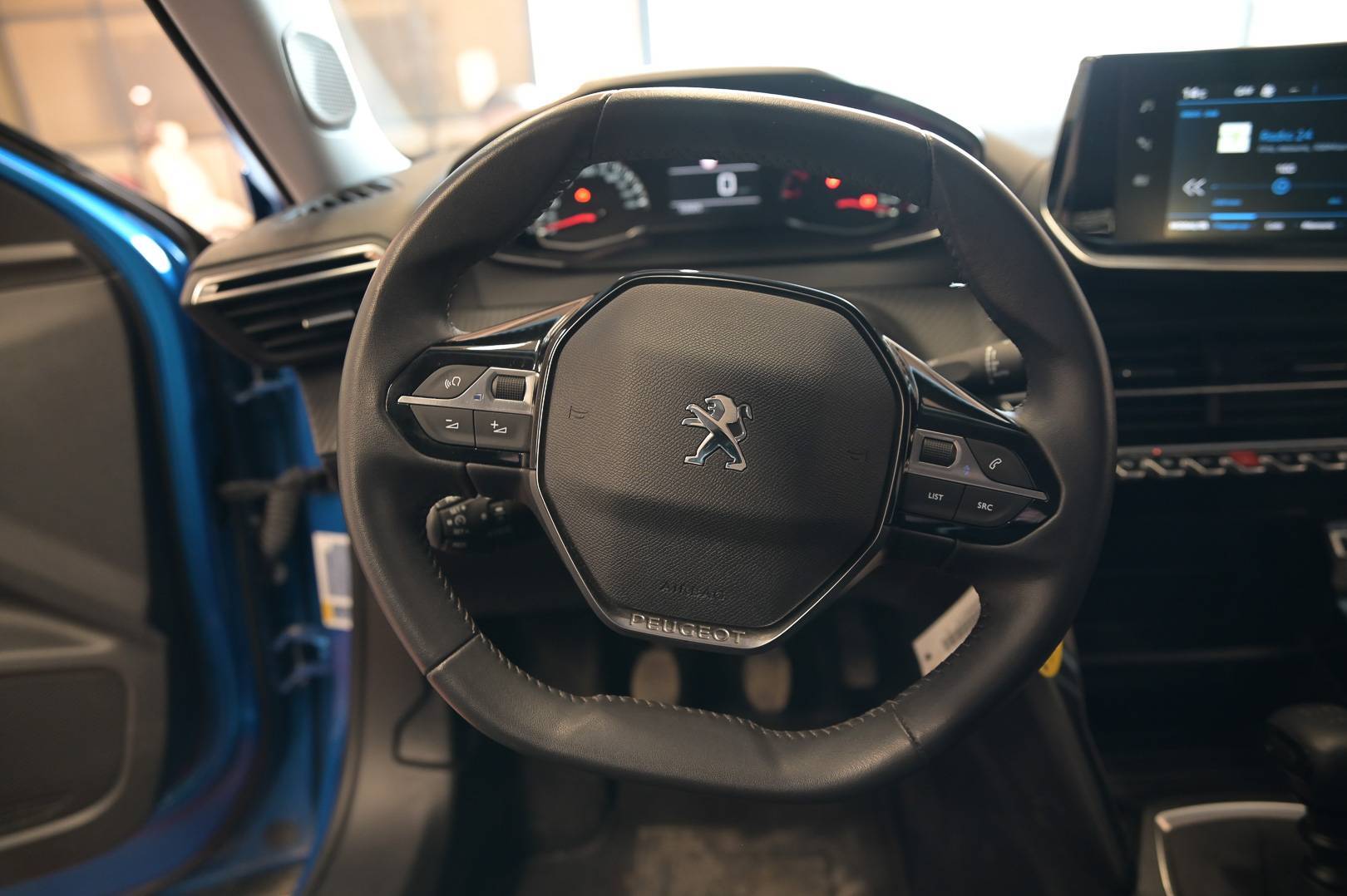 PEUGEOT 2008 - Foto 17