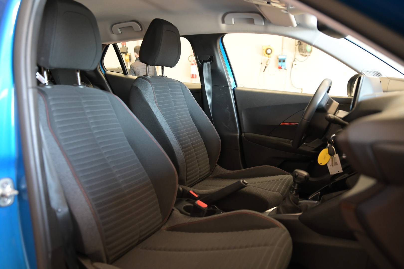 PEUGEOT 2008 - Foto 24