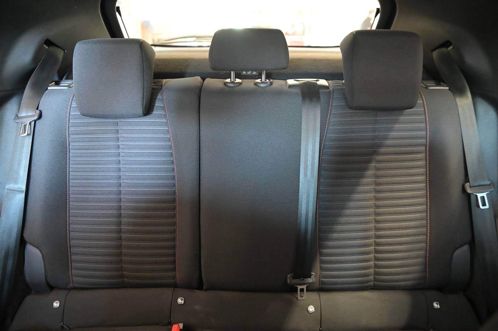 PEUGEOT 2008 - Foto 26