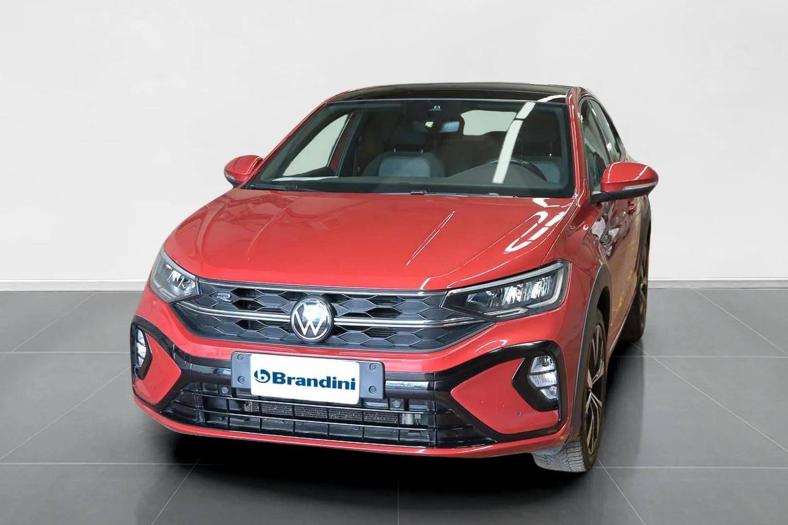 VOLKSWAGEN Taigo - Foto 1