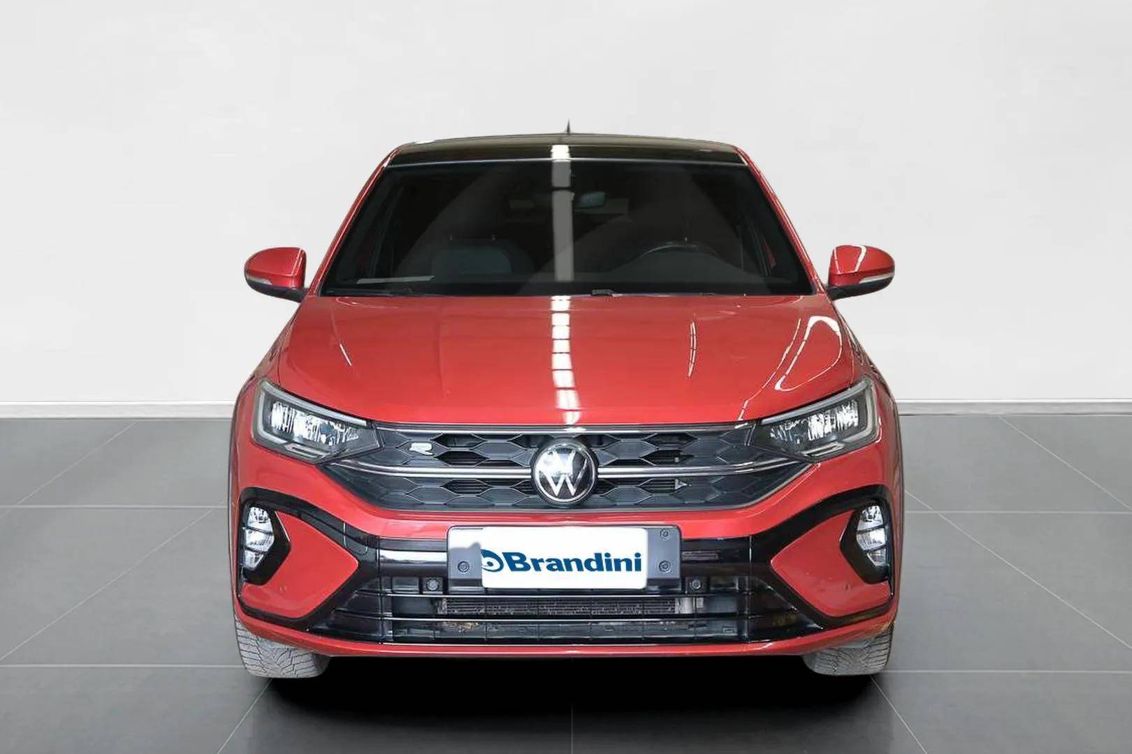 VOLKSWAGEN Taigo - Foto 2
