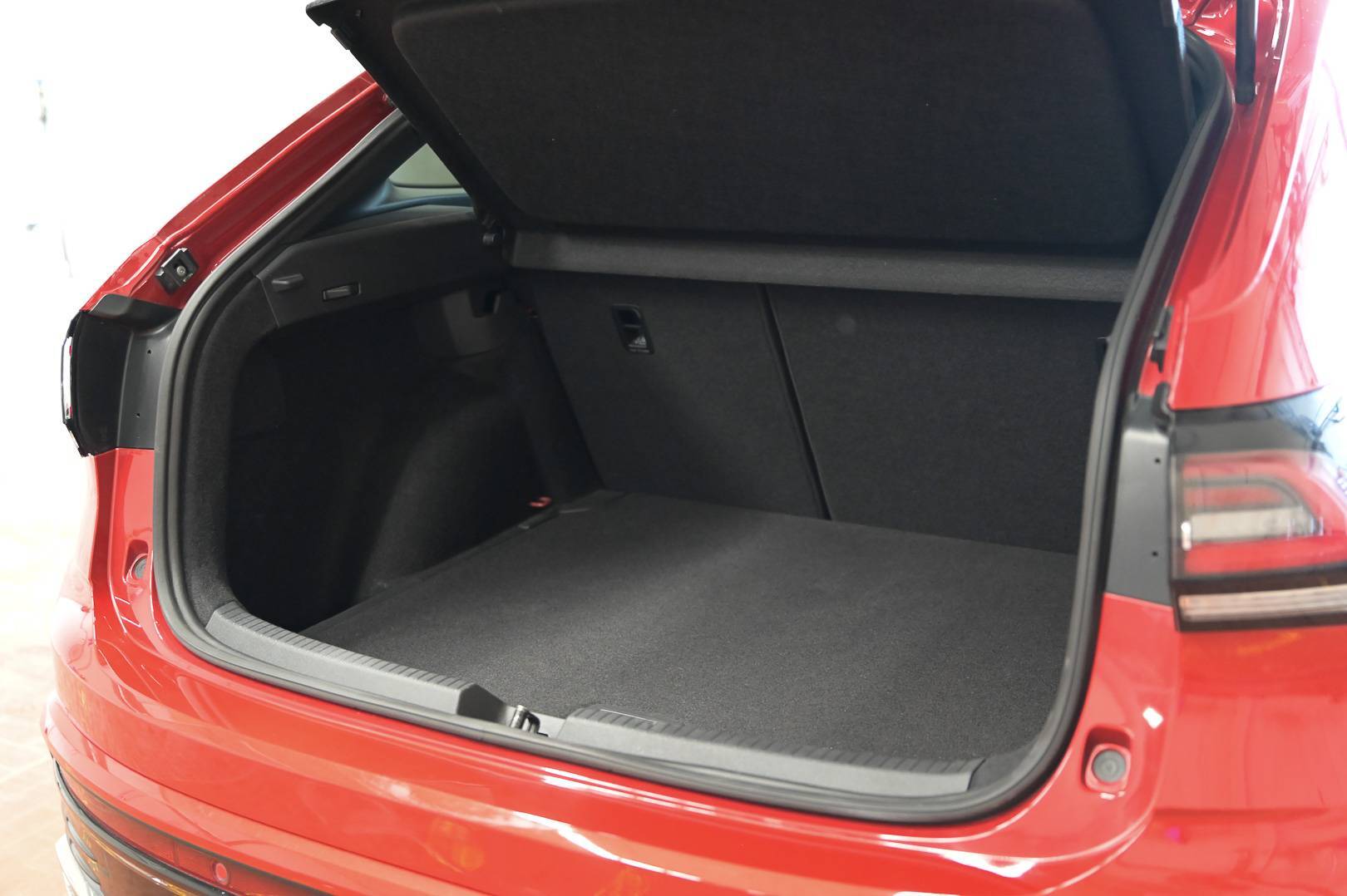 VOLKSWAGEN Taigo - Foto 5