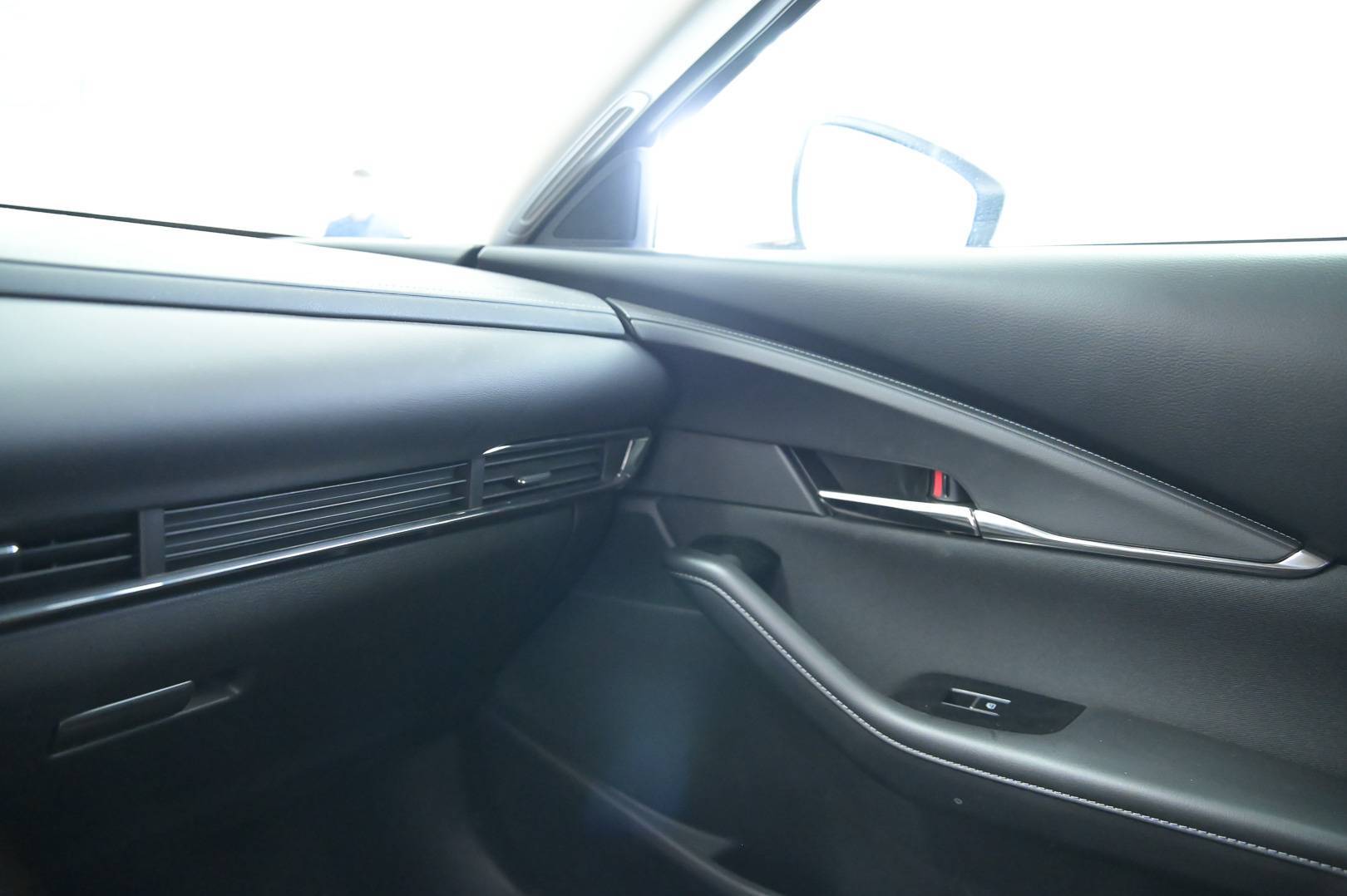 MAZDA CX-30 - Foto 11