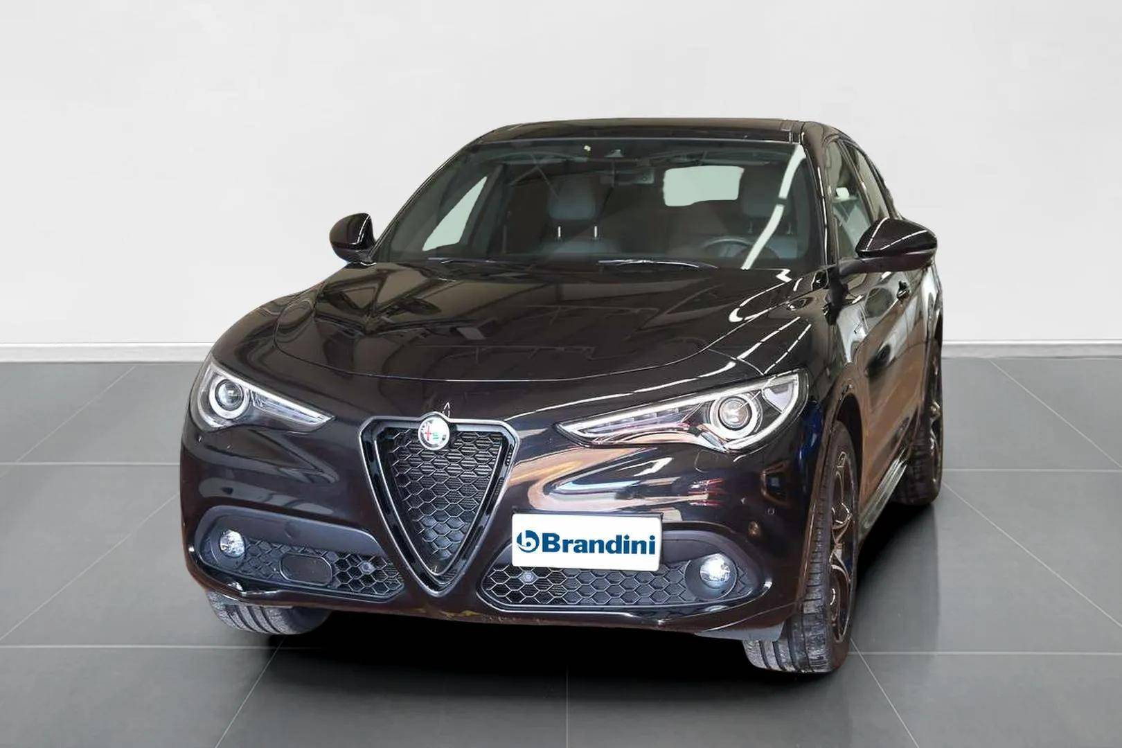 ALFA ROMEO Stelvio - Foto 1