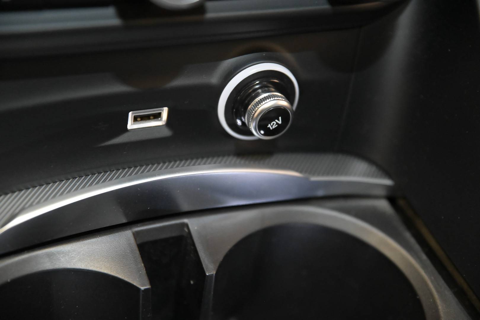 ALFA ROMEO Stelvio - Foto 21