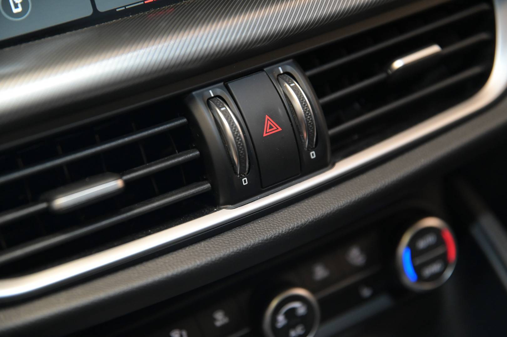ALFA ROMEO Stelvio - Foto 22