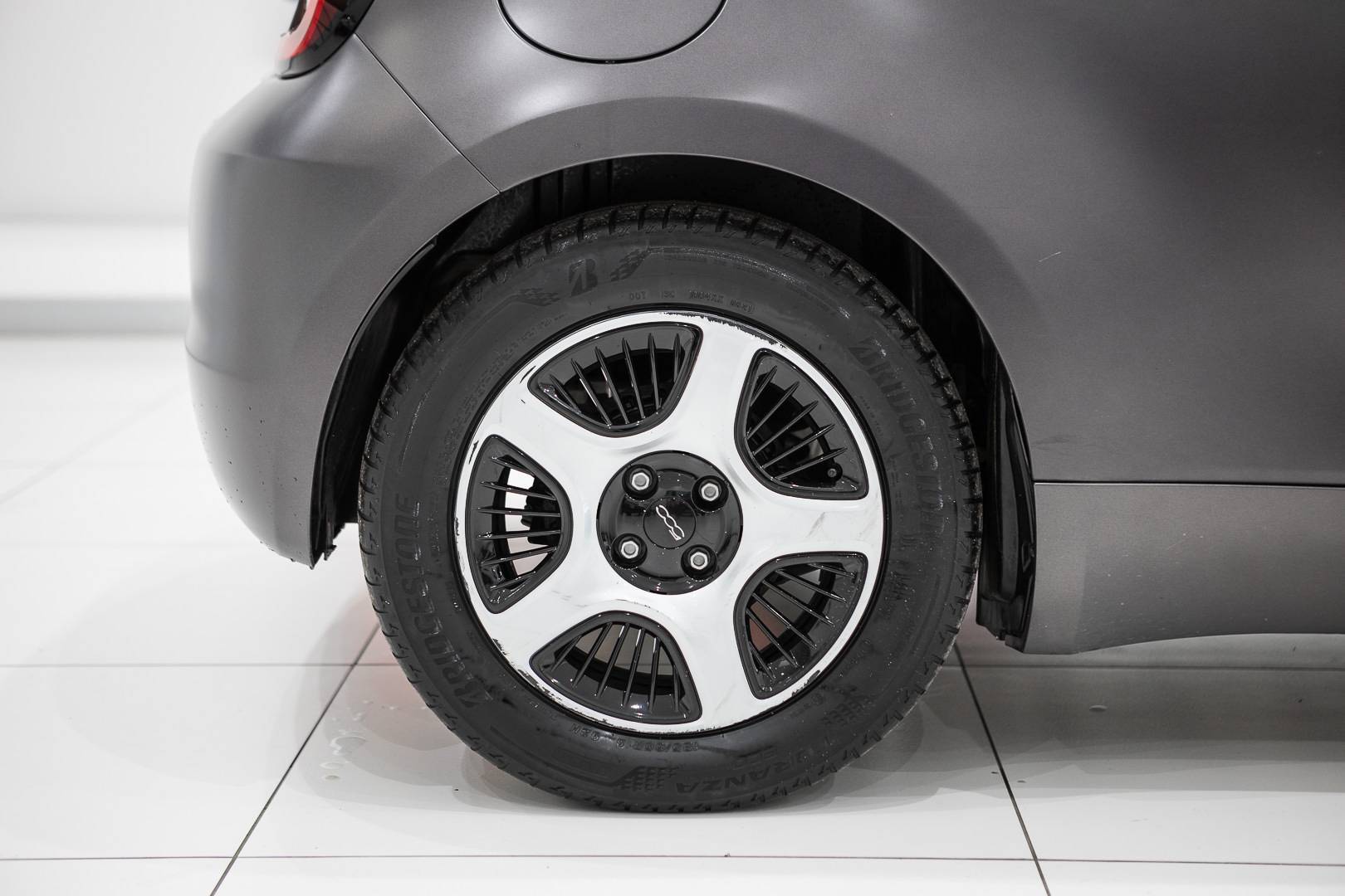 FIAT 500e - Foto 7