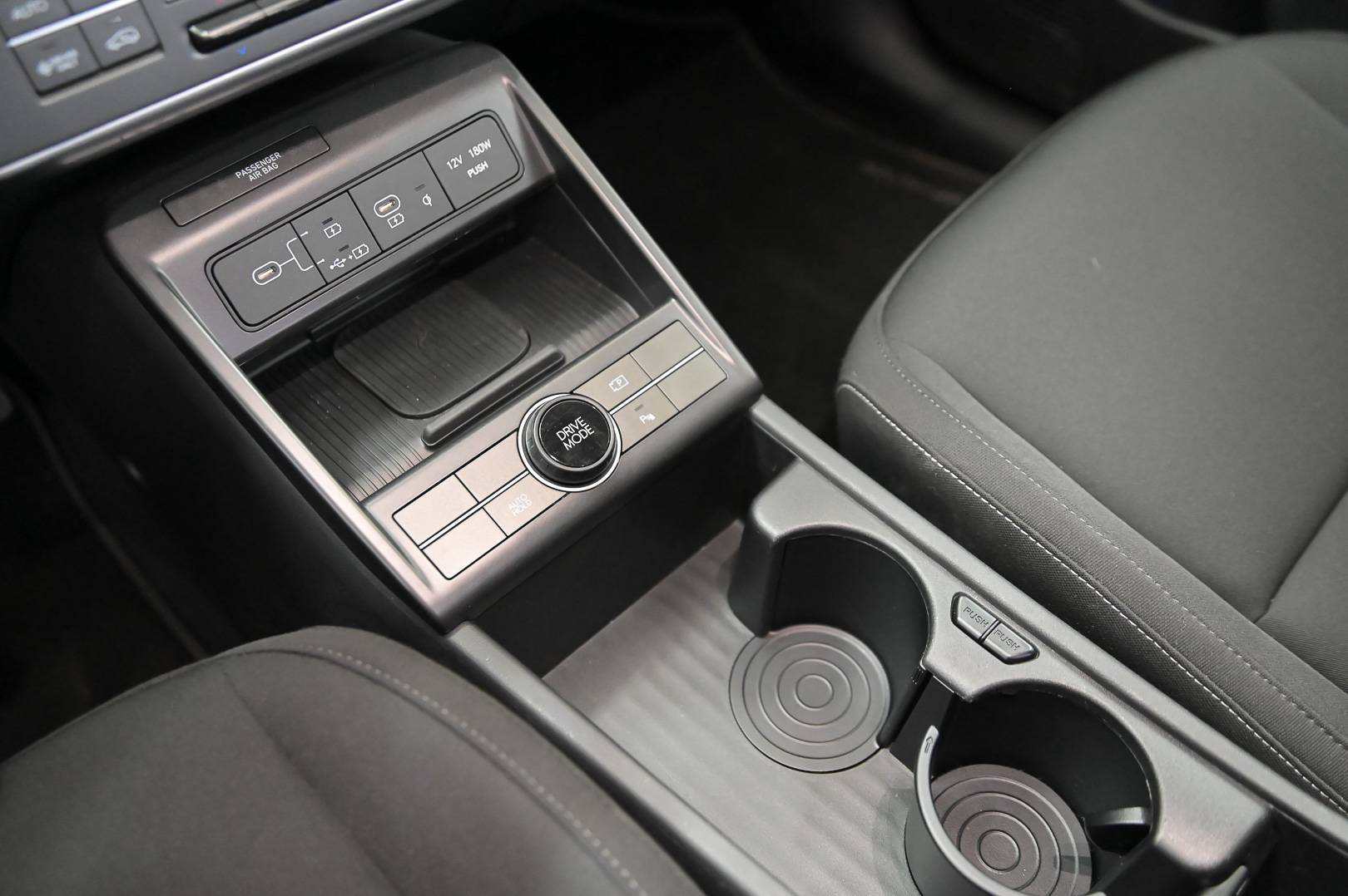 HYUNDAI Kona - Foto 13