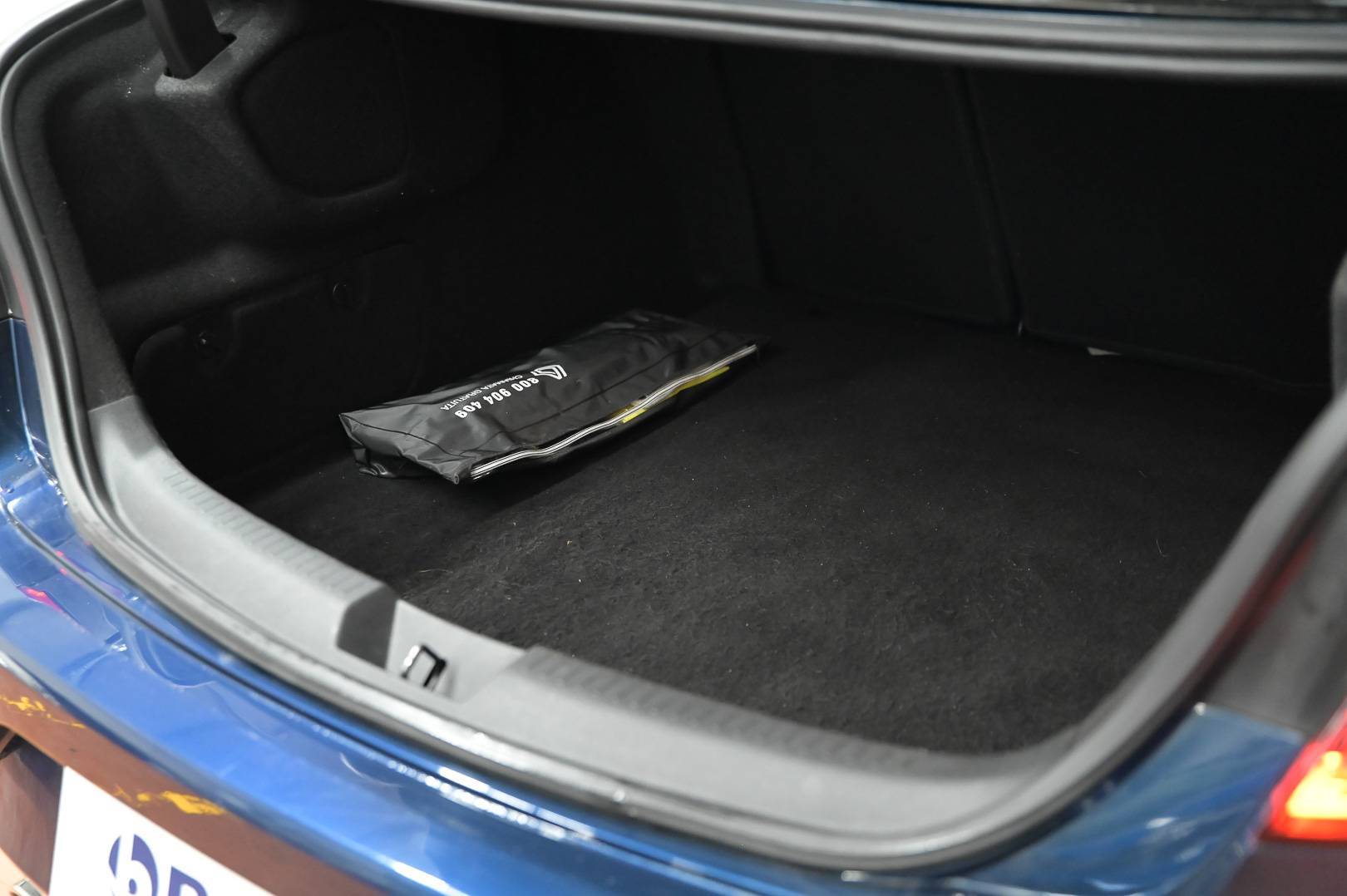 RENAULT Megane - Foto 5