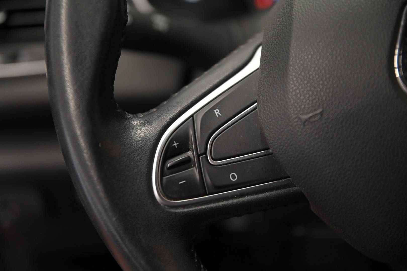 RENAULT Megane - Foto 18