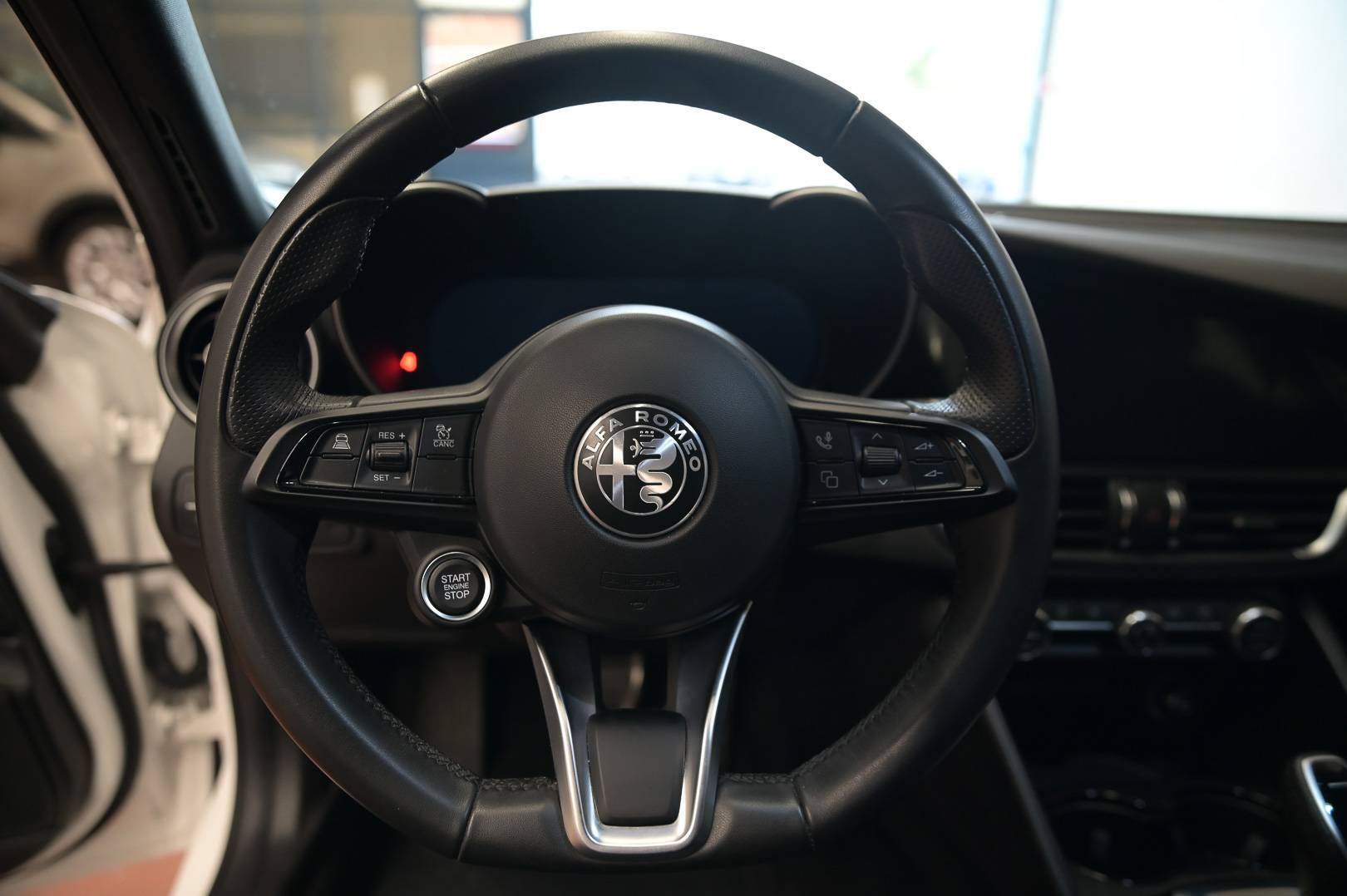 ALFA ROMEO GIULIA - Foto 15