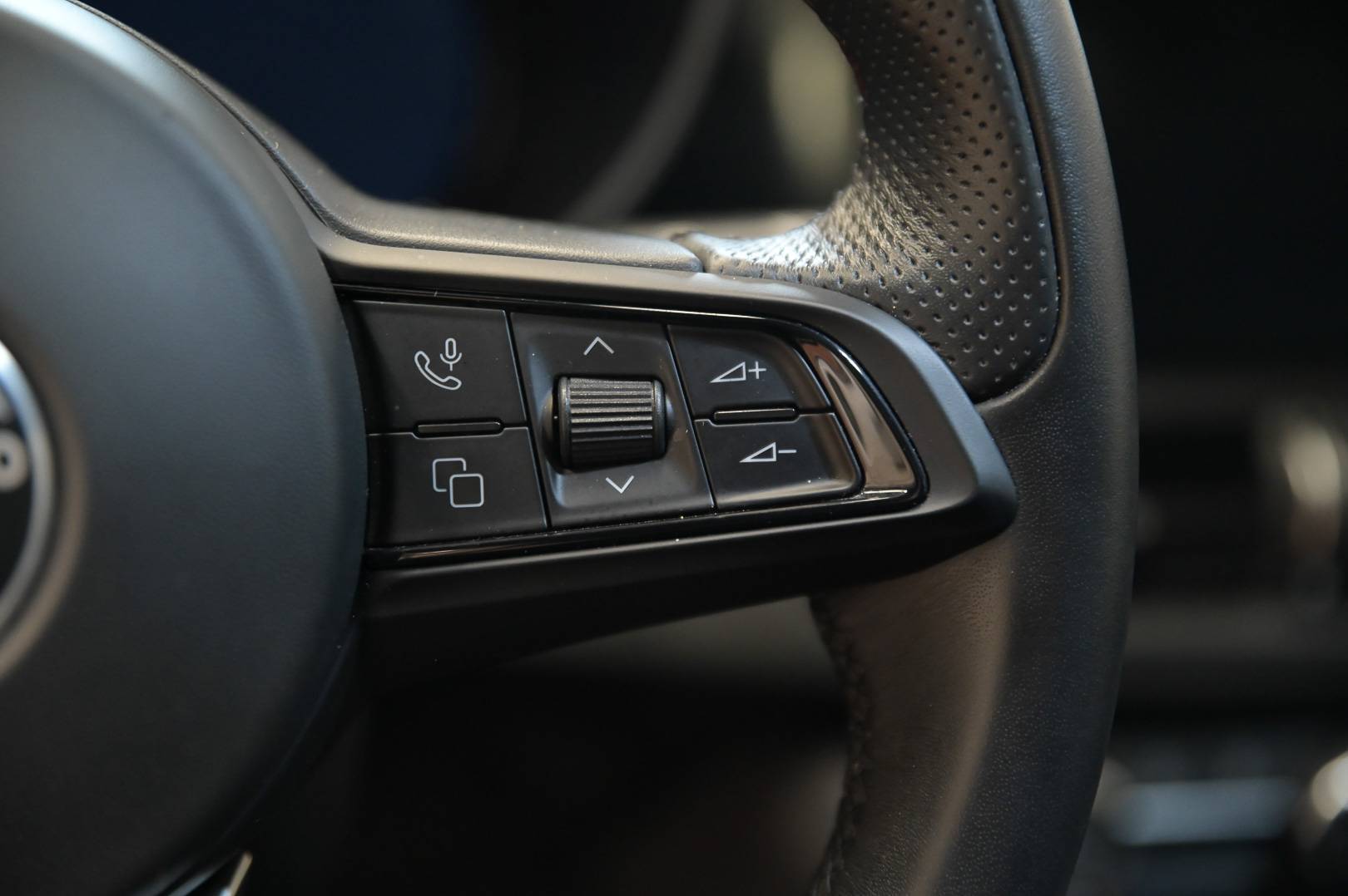 ALFA ROMEO GIULIA - Foto 18