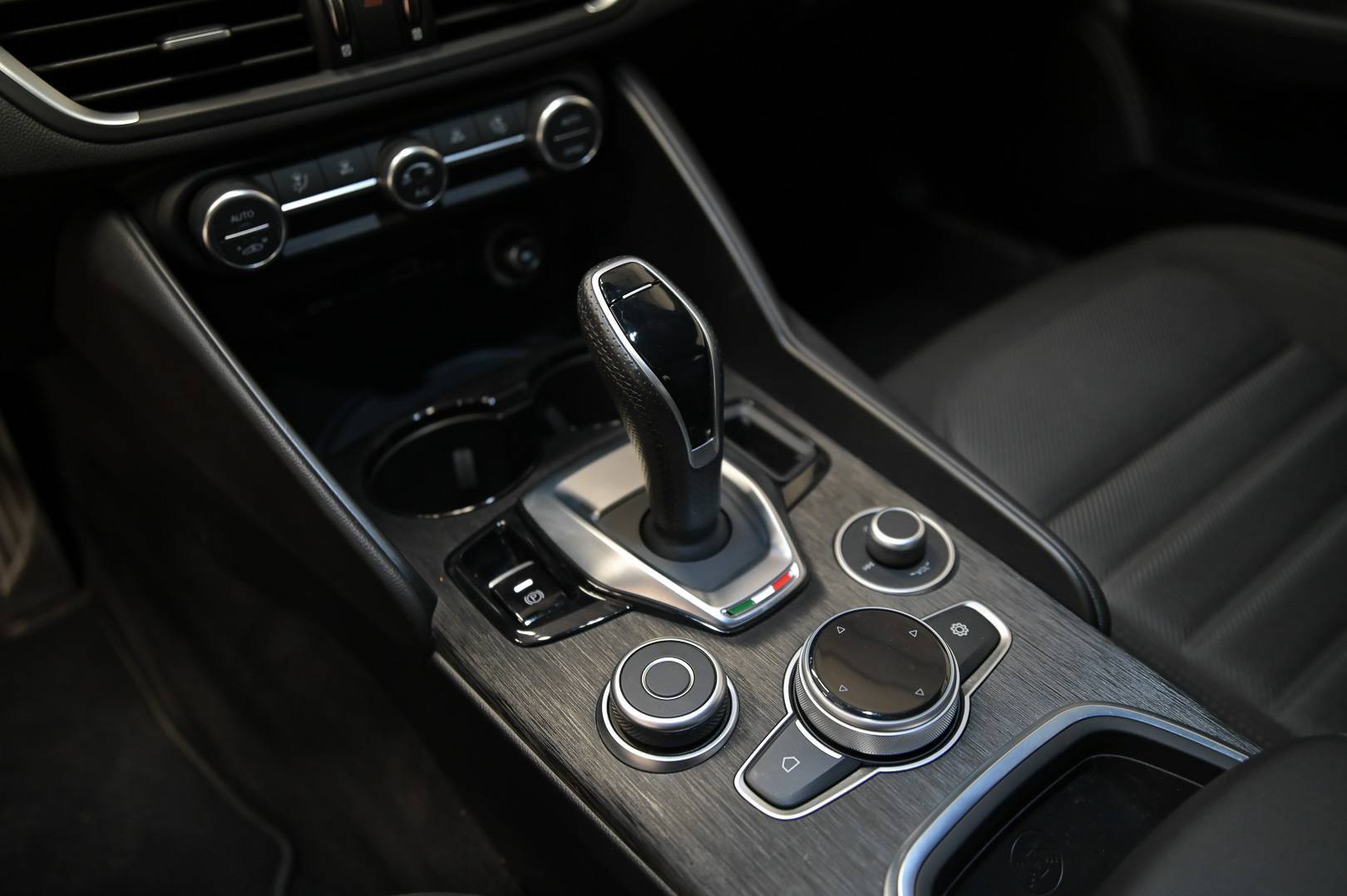 ALFA ROMEO GIULIA - Foto 21