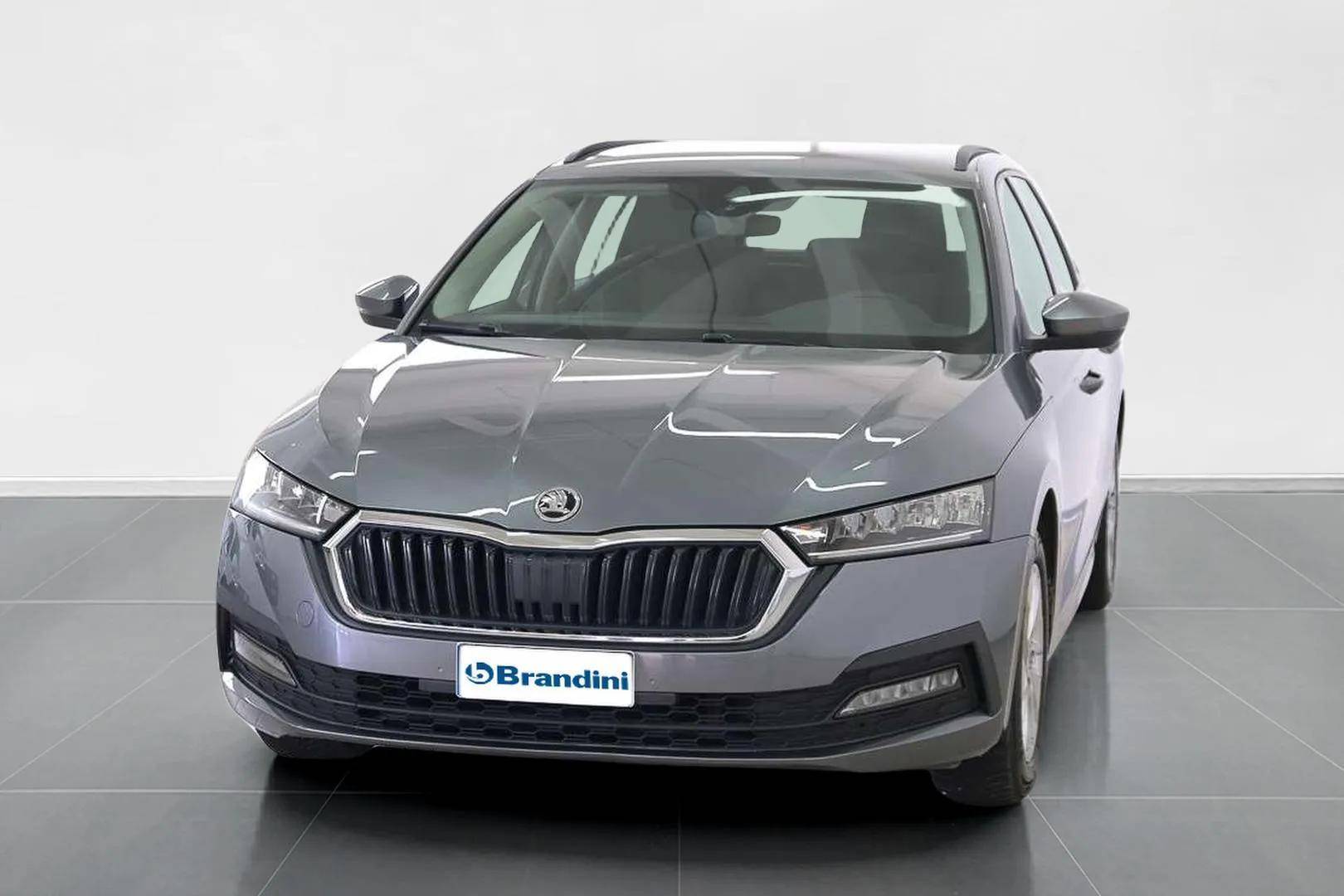 SKODA Octavia Wagon - Foto 1