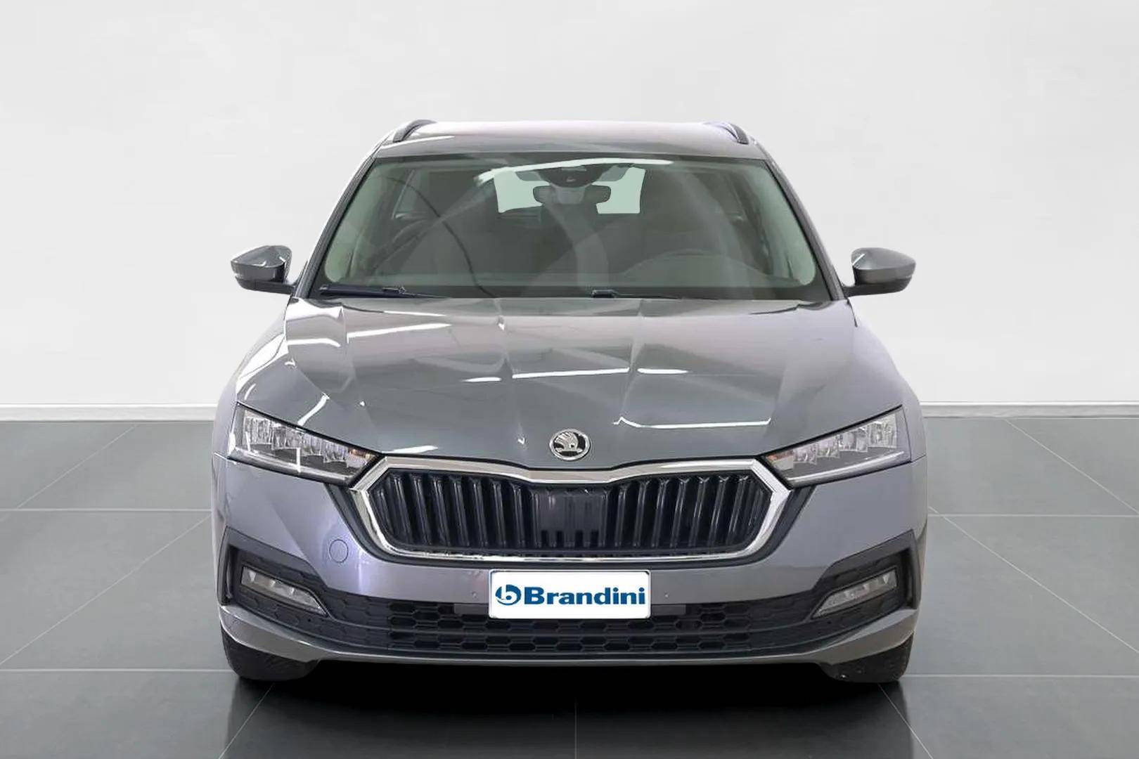SKODA Octavia Wagon - Foto 2