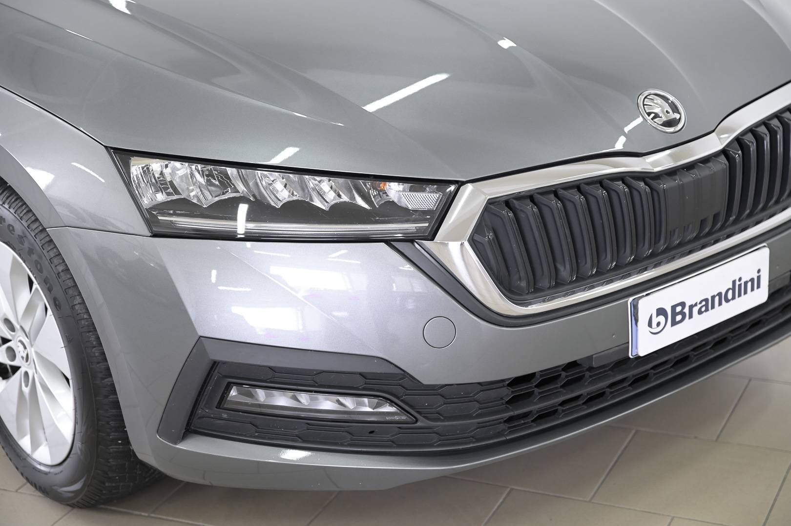 SKODA Octavia Wagon - Foto 9
