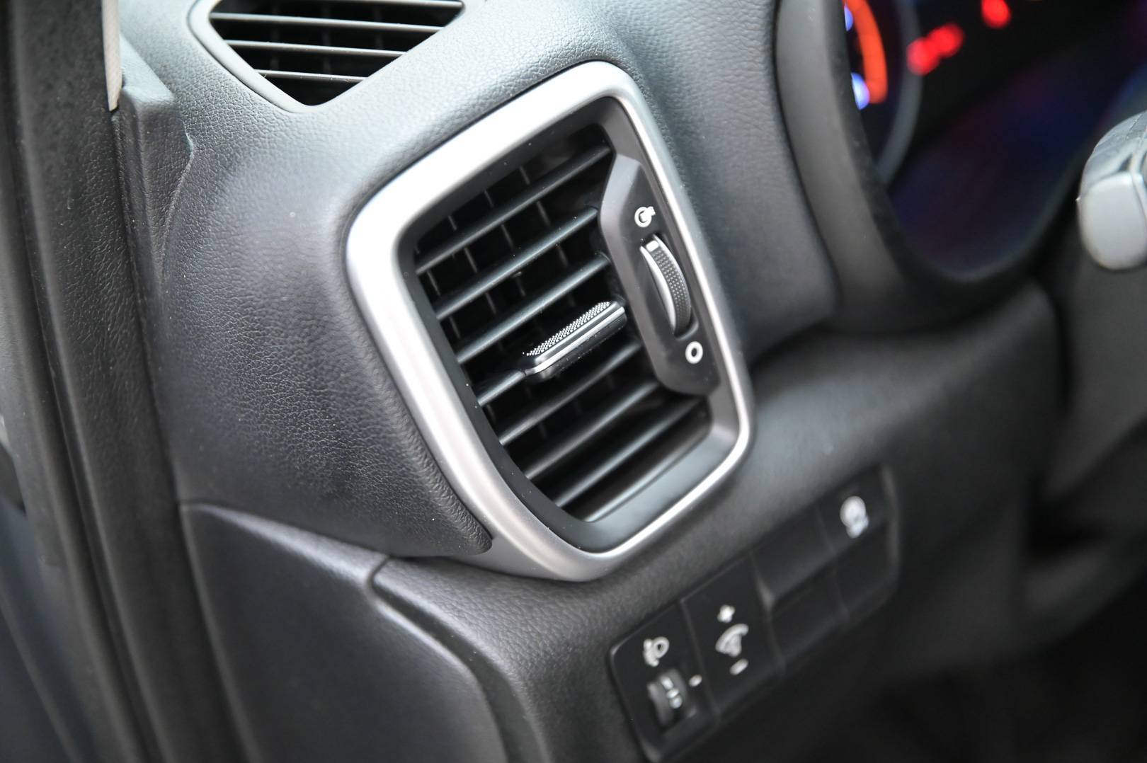 KIA Sportage - Foto 14