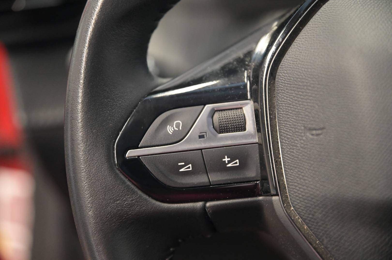 PEUGEOT 2008 - Foto 15