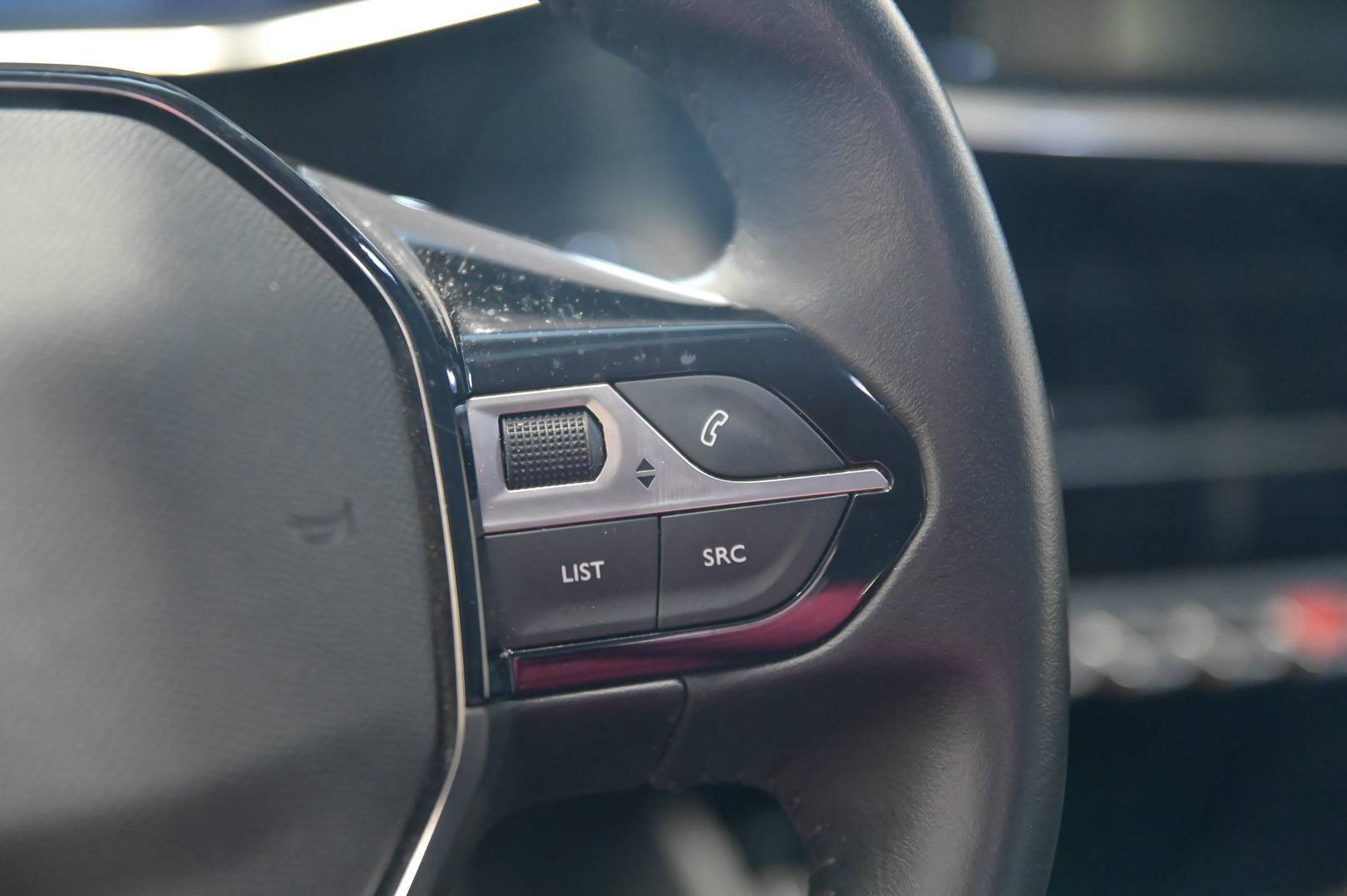 PEUGEOT 2008 - Foto 16