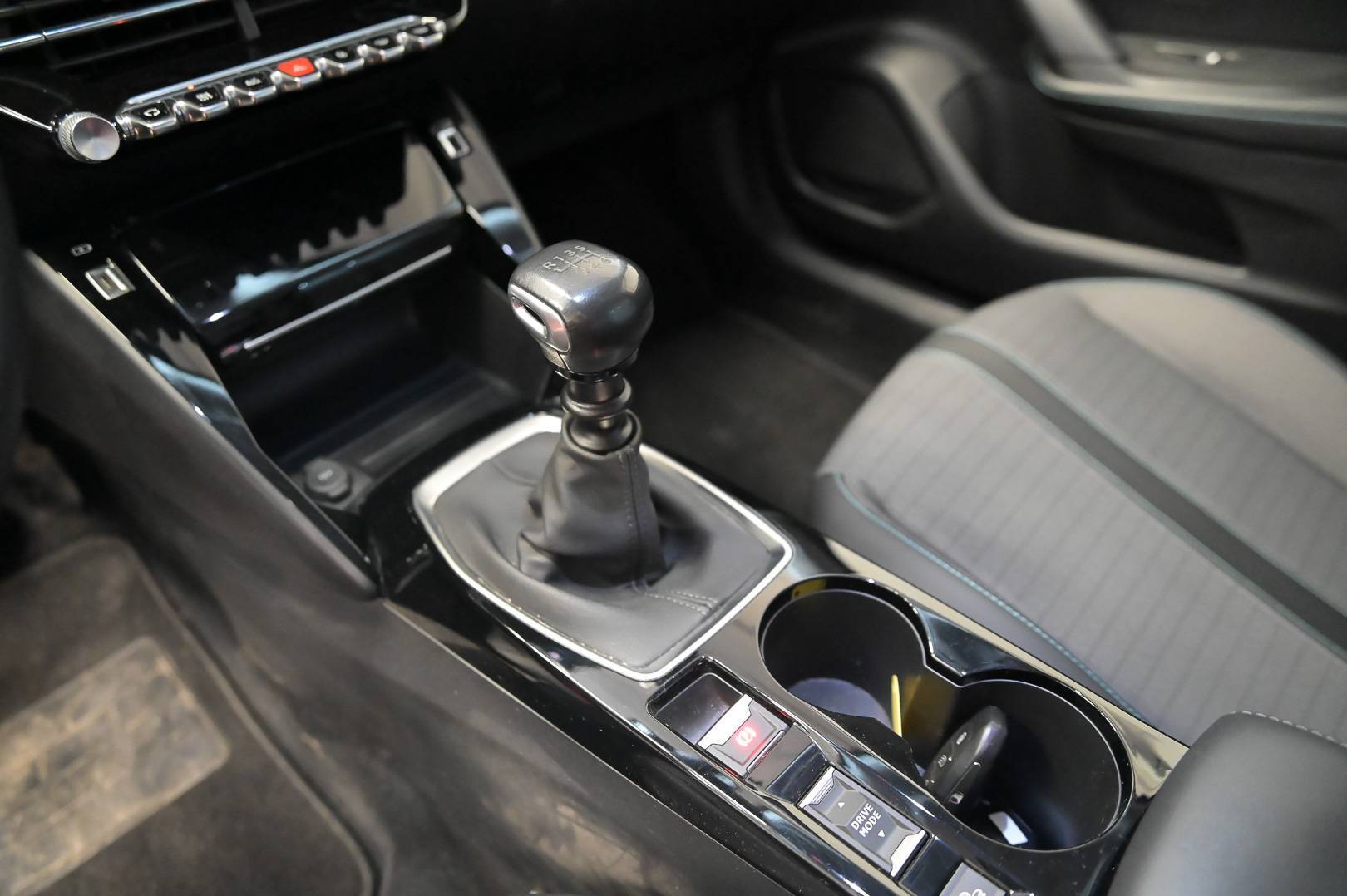 PEUGEOT 2008 - Foto 20
