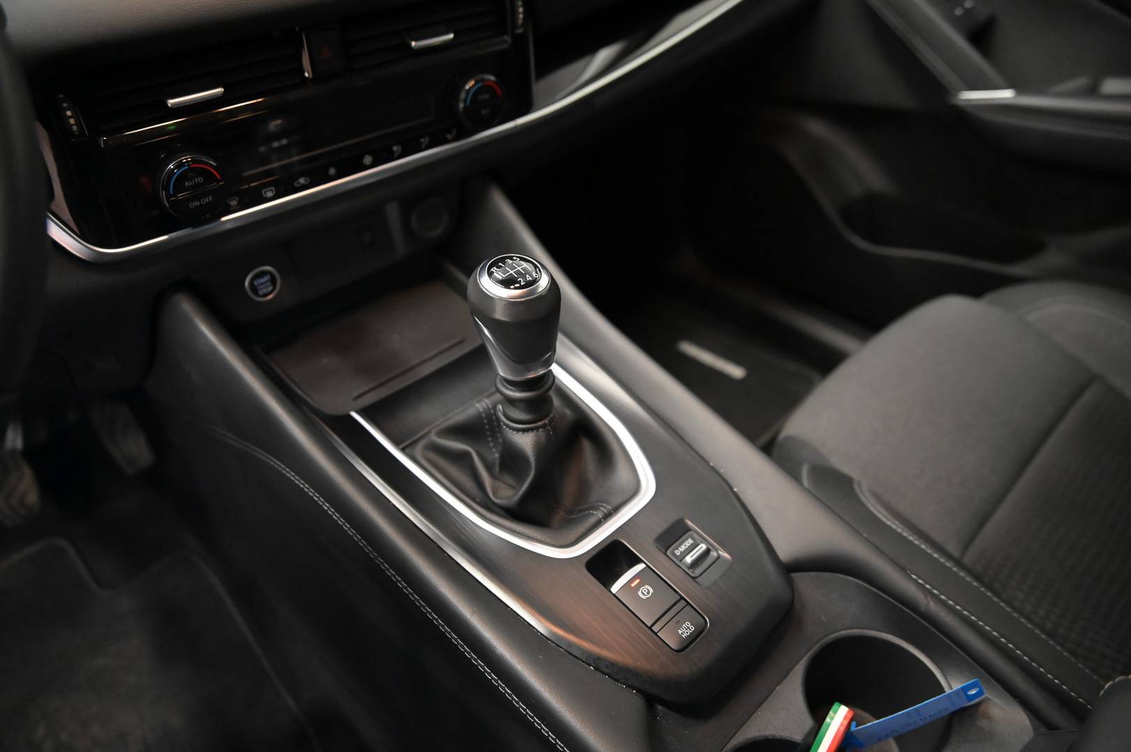 NISSAN Qashqai - Foto 13