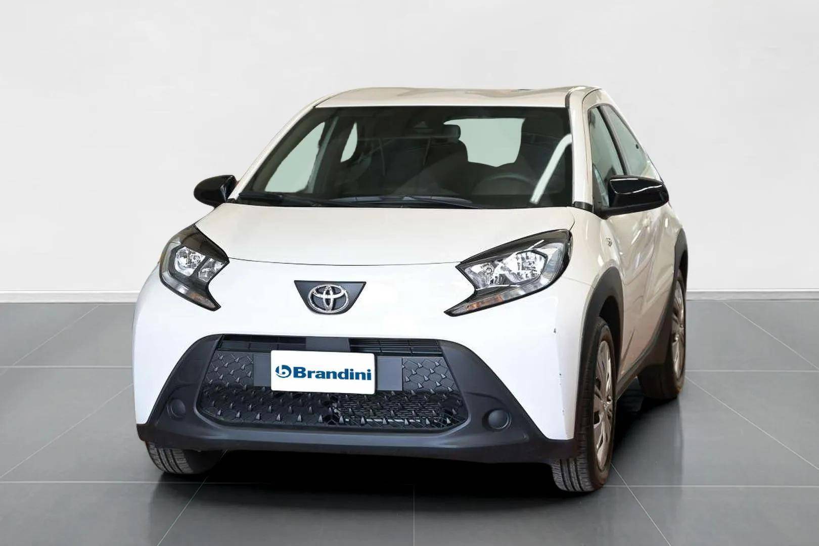TOYOTA Aygo - Foto 1