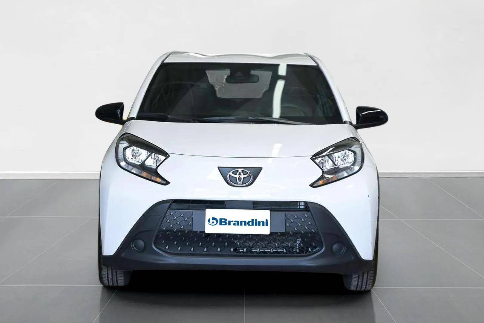 TOYOTA Aygo - Foto 2