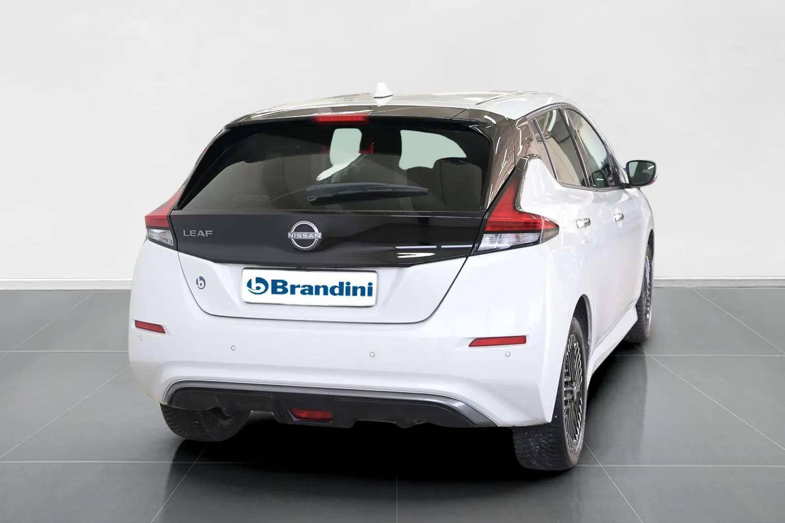 NISSAN Leaf - Foto 4