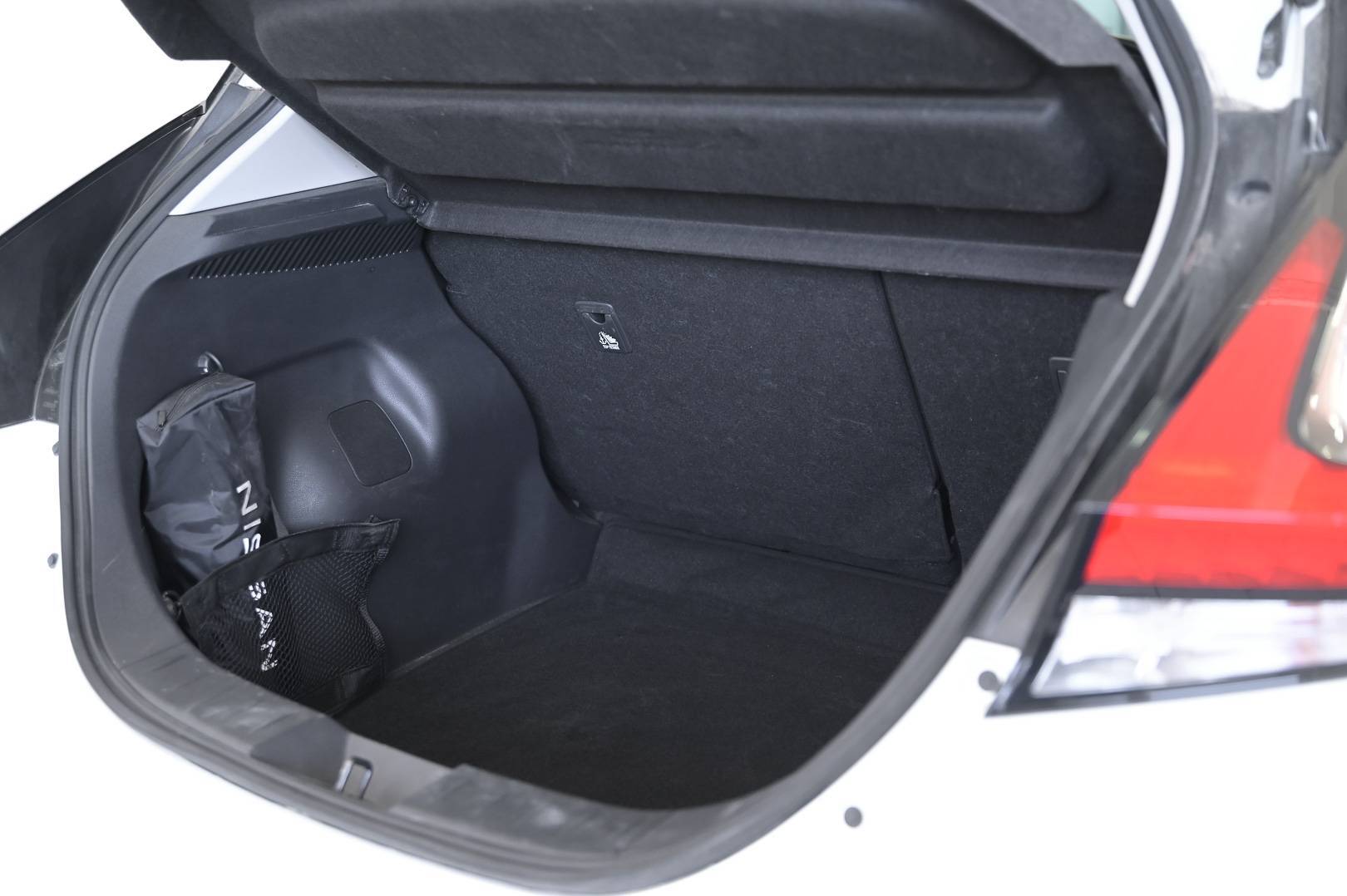 NISSAN Leaf - Foto 5