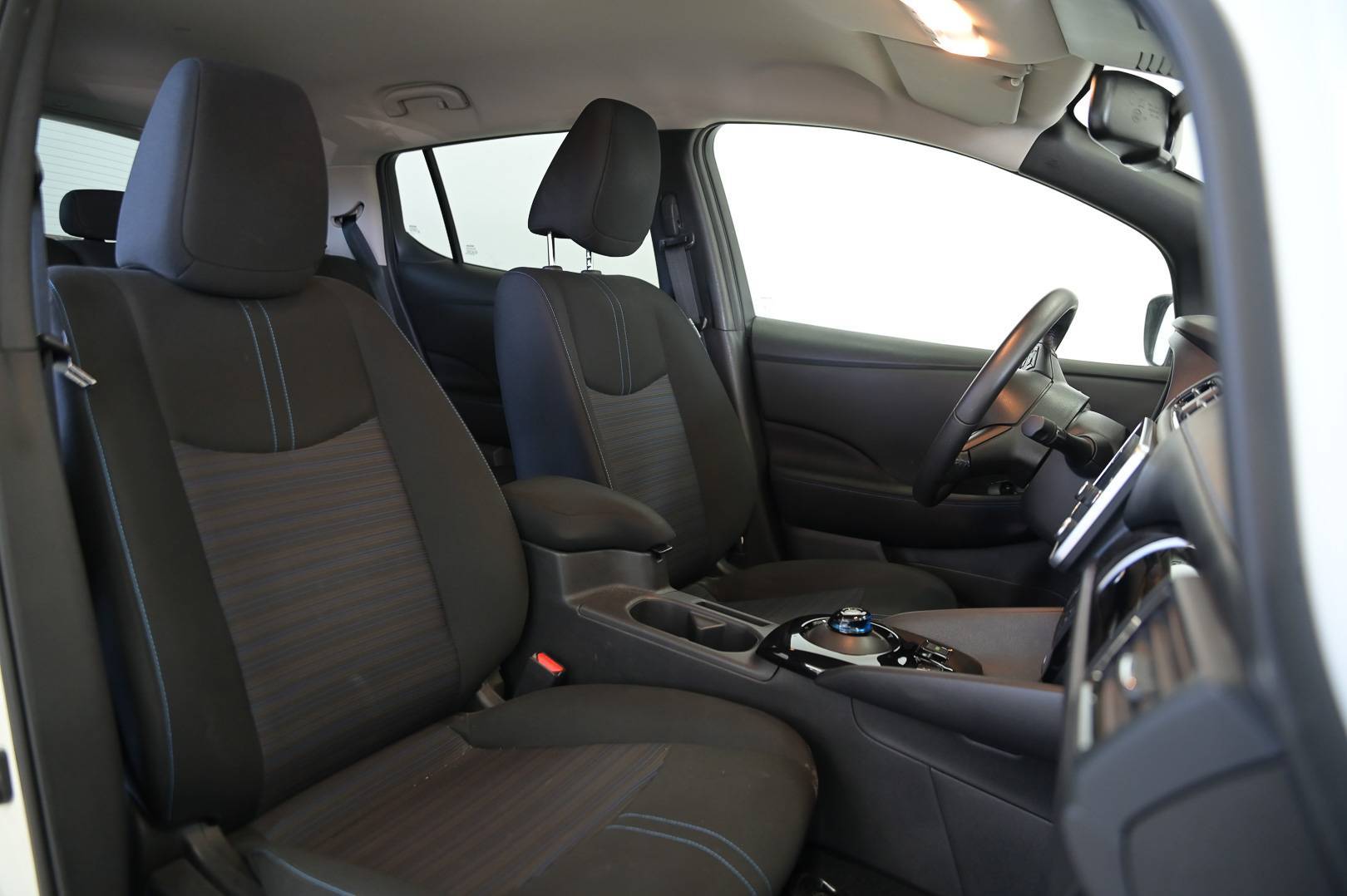 NISSAN Leaf - Foto 25