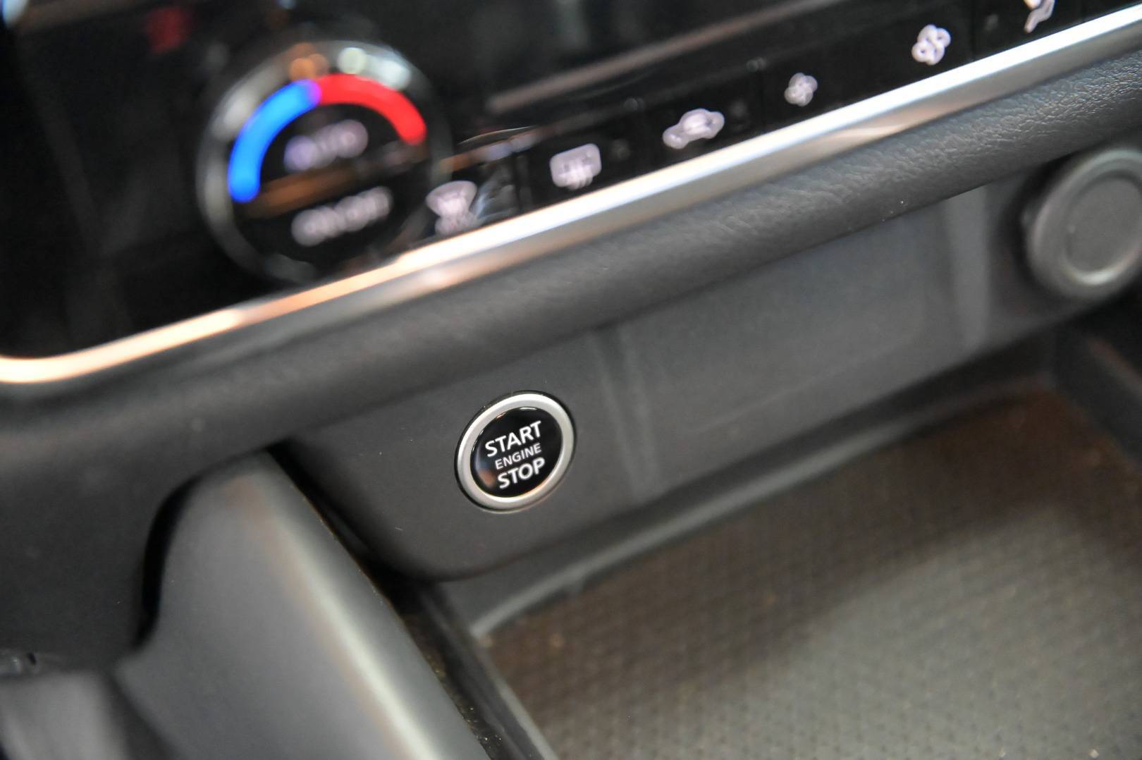 NISSAN Qashqai - Foto 21