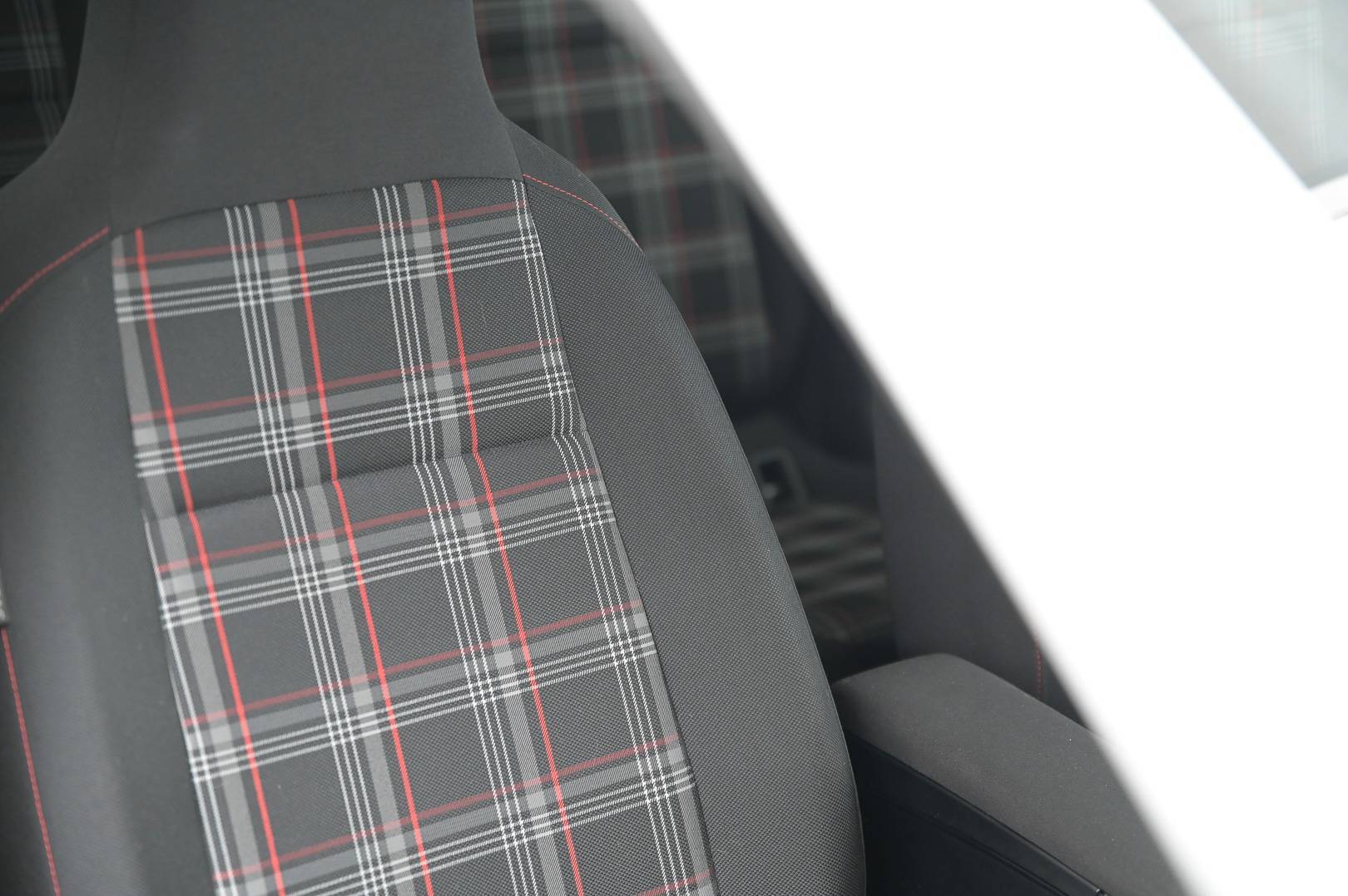 VOLKSWAGEN up! - Foto 12