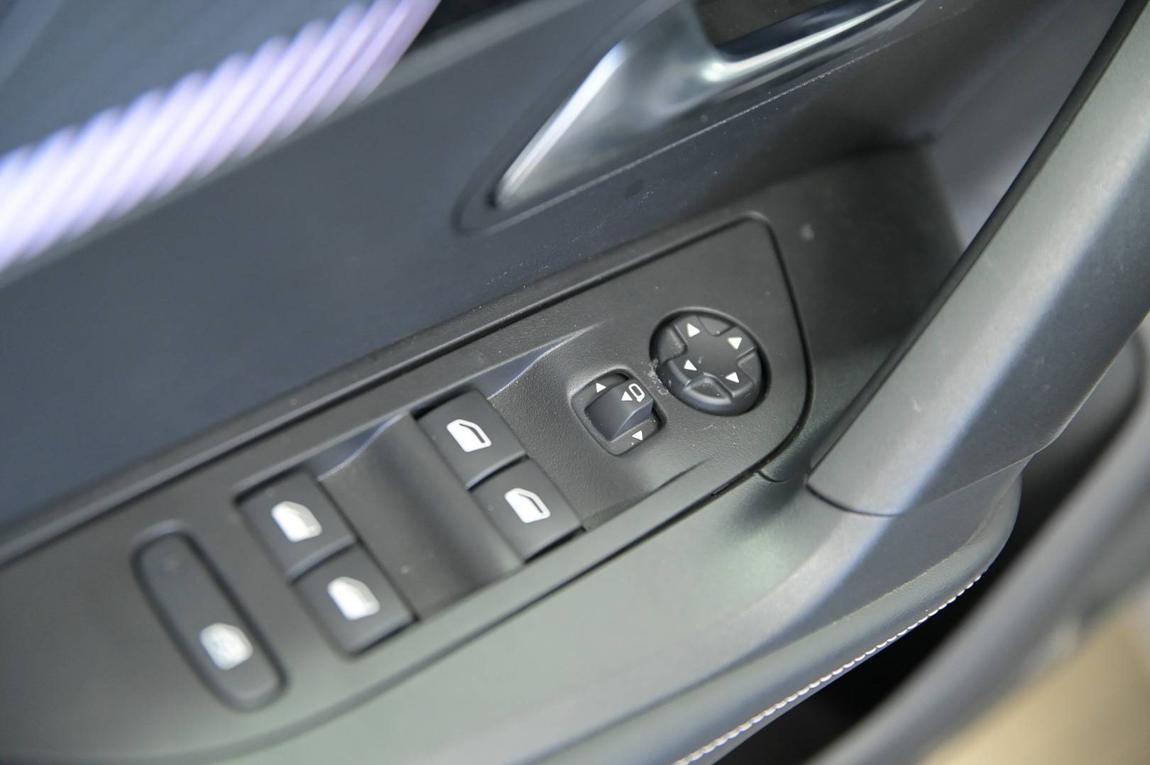 PEUGEOT 2008 - Foto 10